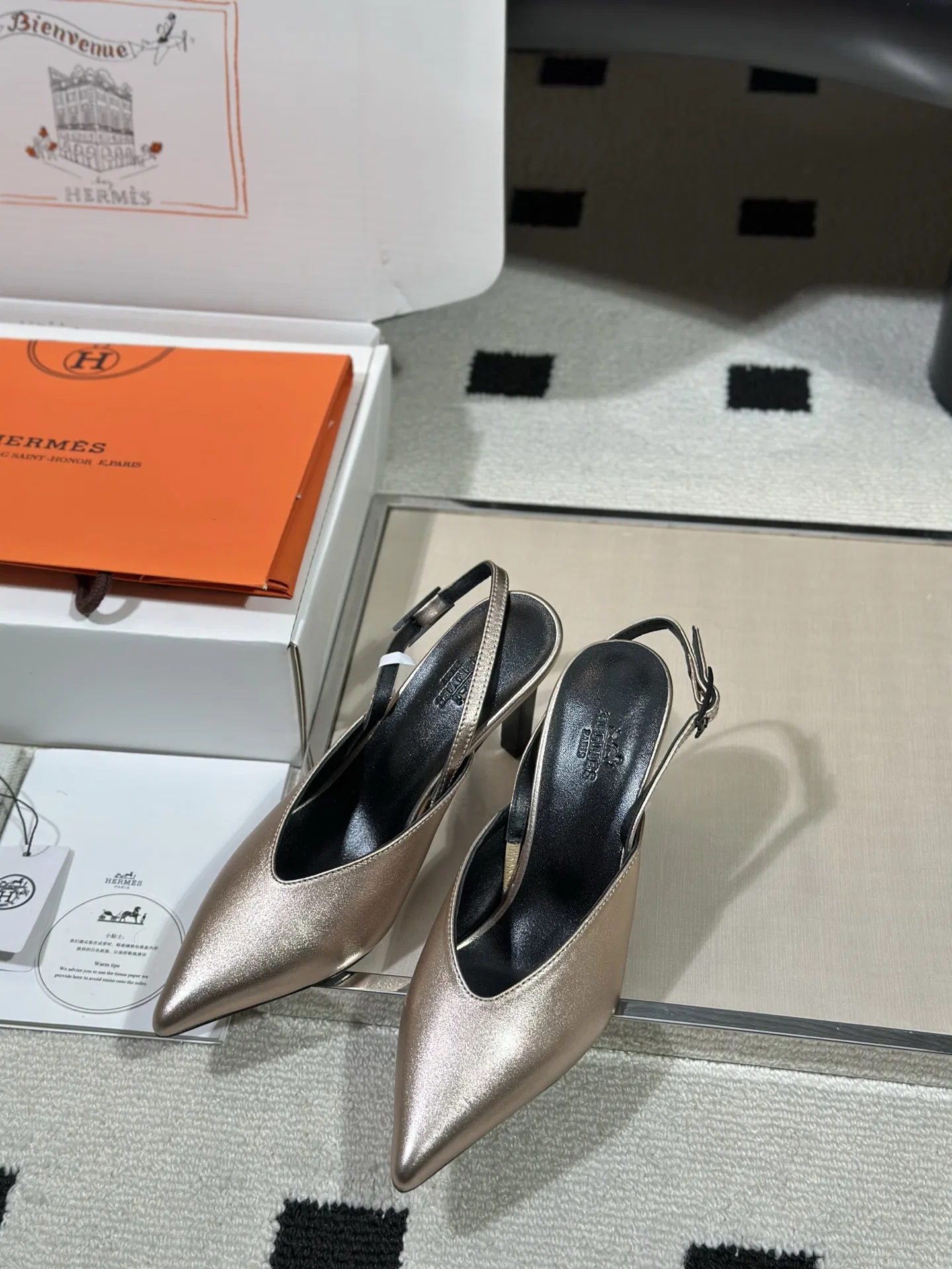 HER 27FW AENZSWQ 022 구두 20