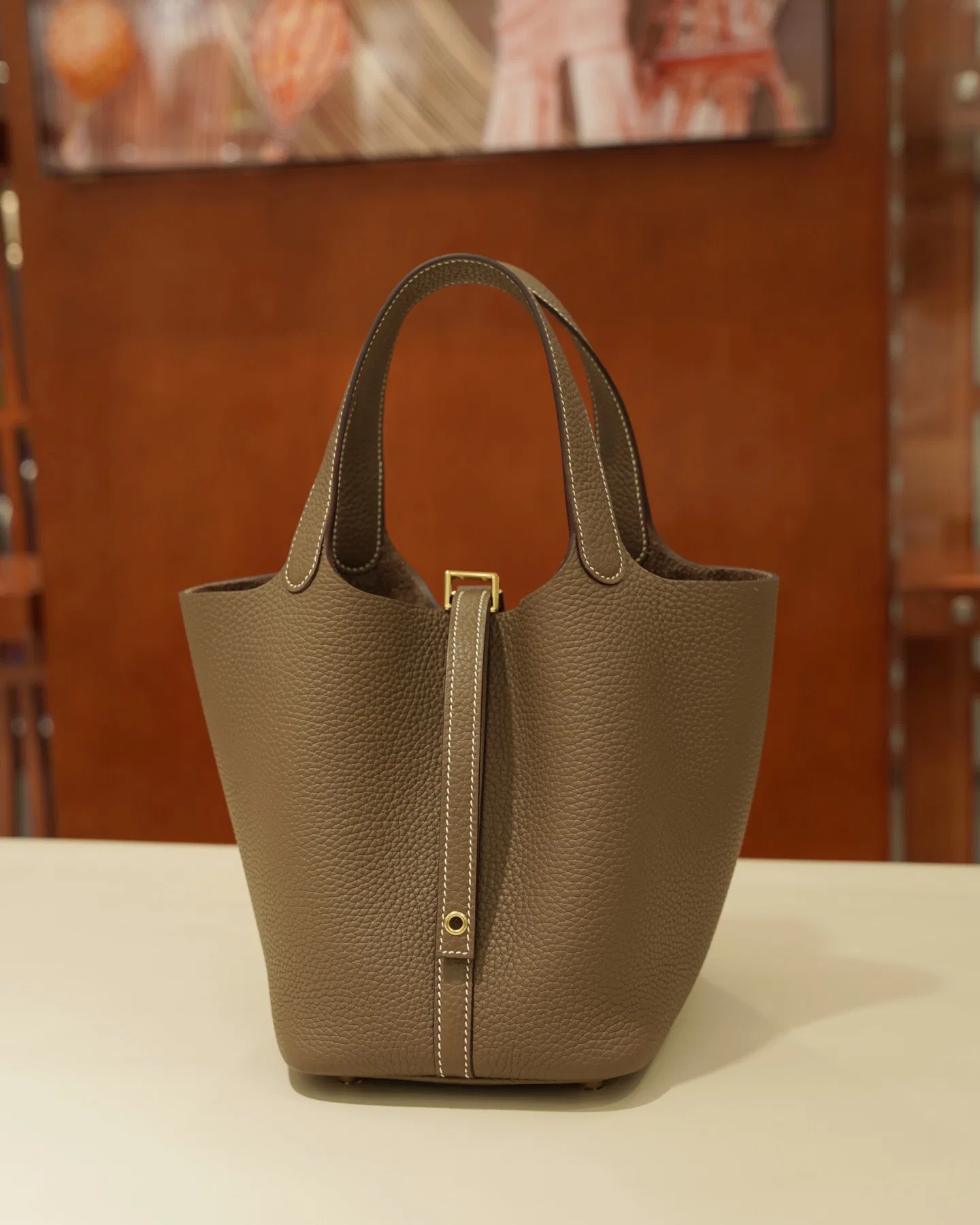 HER 27FW DCFARNA 003 버킷백 43