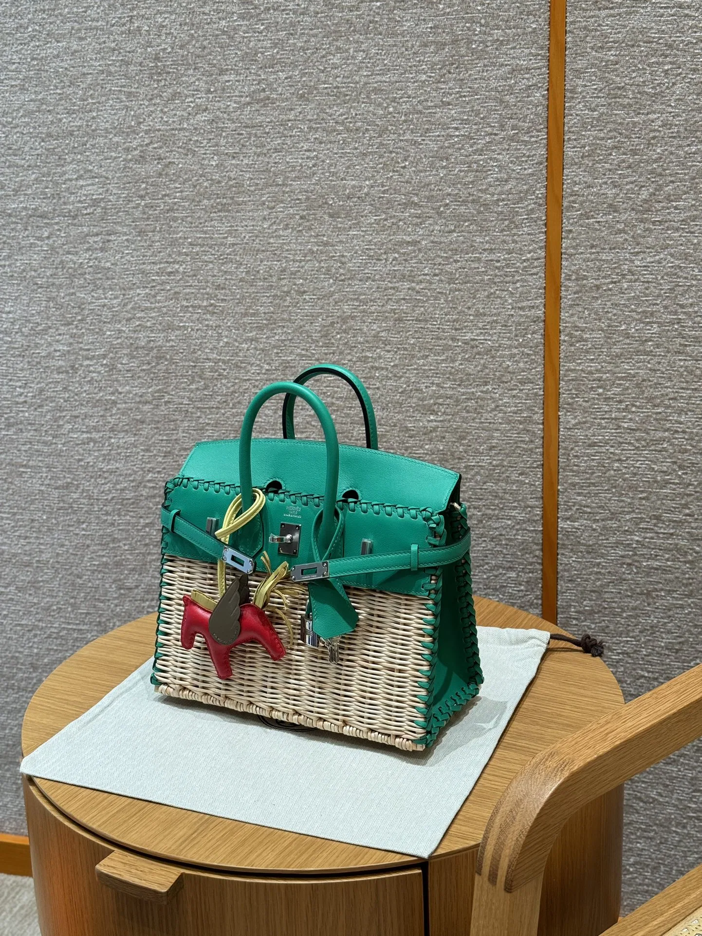 HER 27FW DCFARNA 007 토트백 16