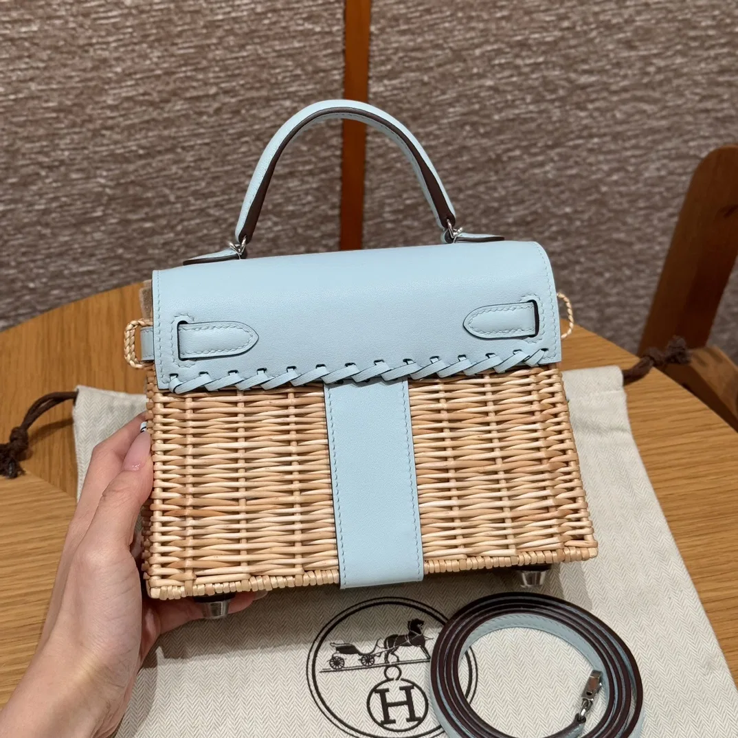 HER 27FW DCFARNA 008 토트백 20