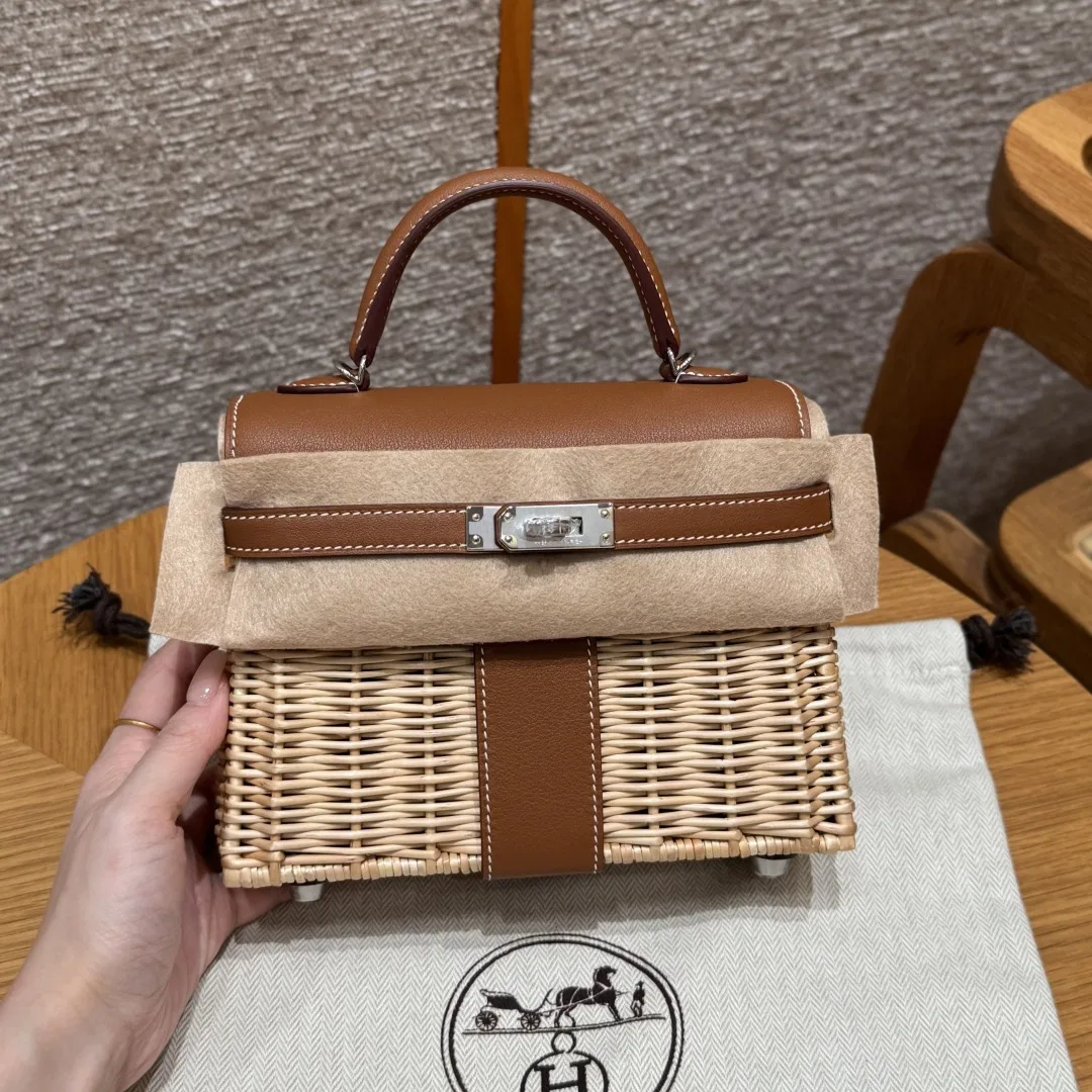 HER 27FW DCFARNA 008 토트백 28