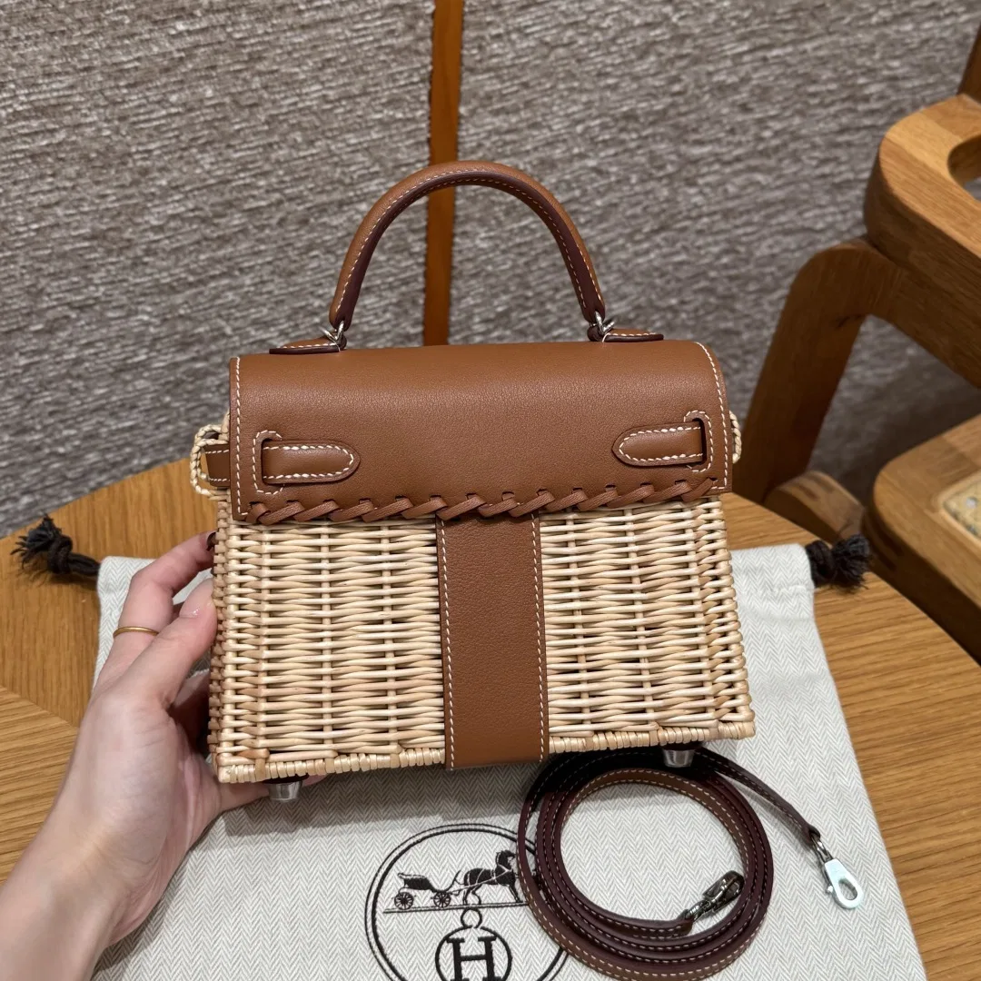 HER 27FW DCFARNA 008 토트백 29