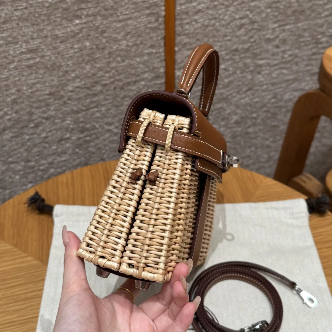 HER 27FW DCFARNA 008 토트백 31