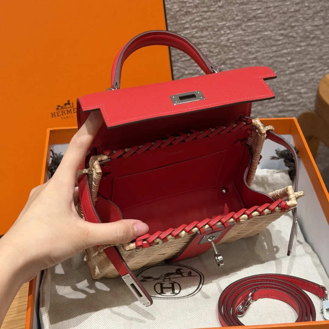 HER 27FW DCFARNA 008 토트백 57