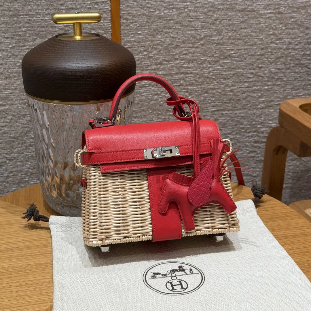 HER 27FW DCFARNA 008 토트백 60