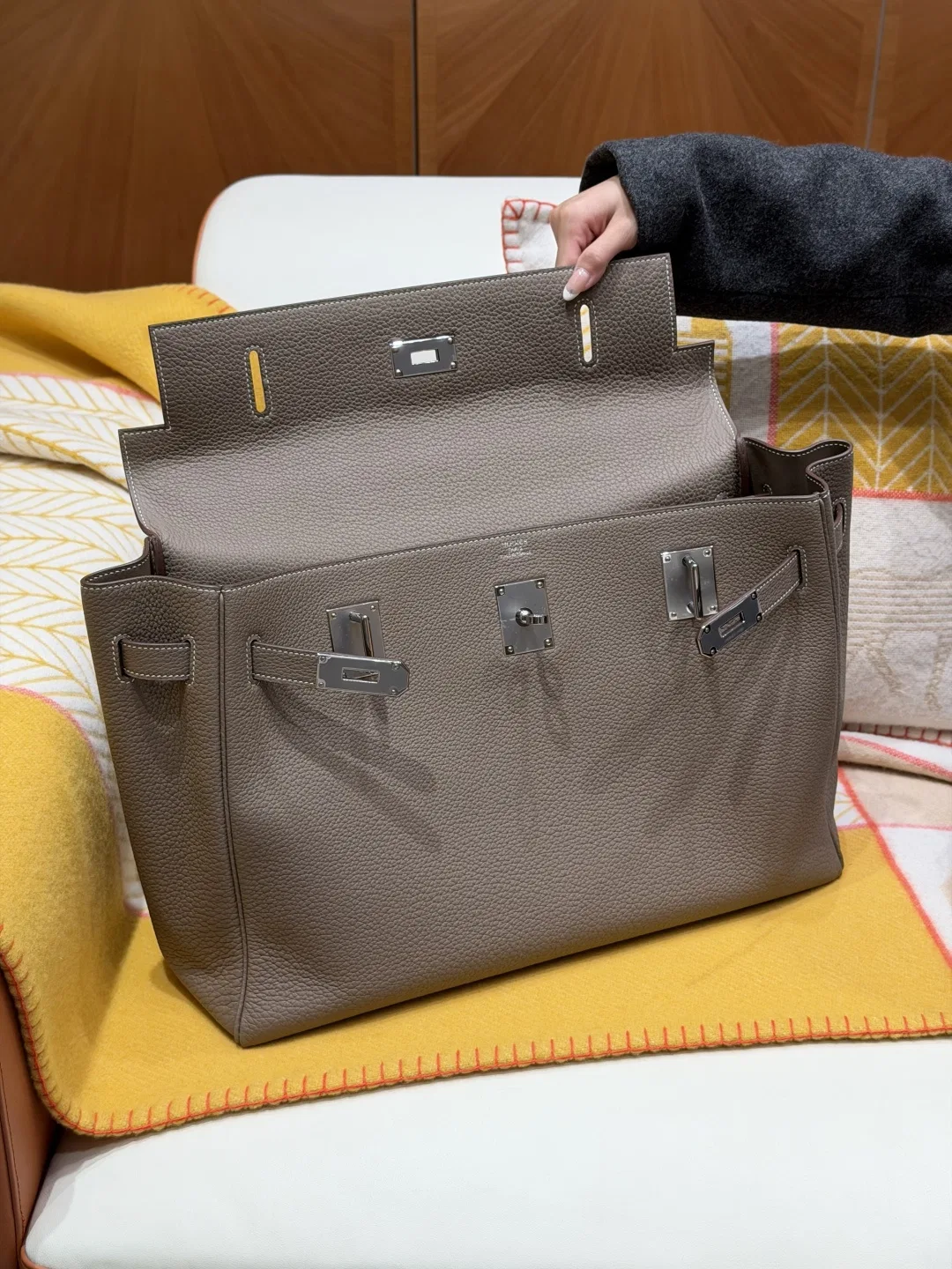 HER 27FW DCFARNA 009 토트백 7