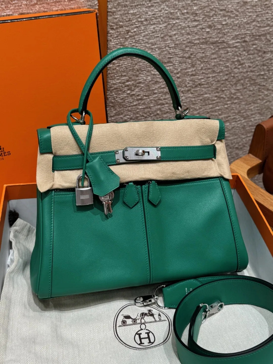 HER 27FW DCFARNA 010 토트백 19