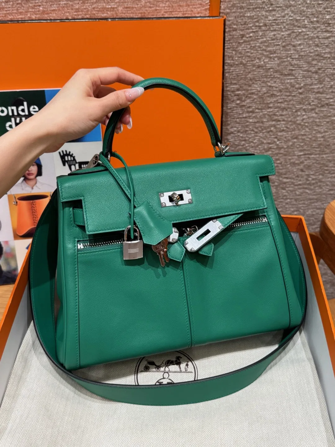 HER 27FW DCFARNA 010 토트백 28