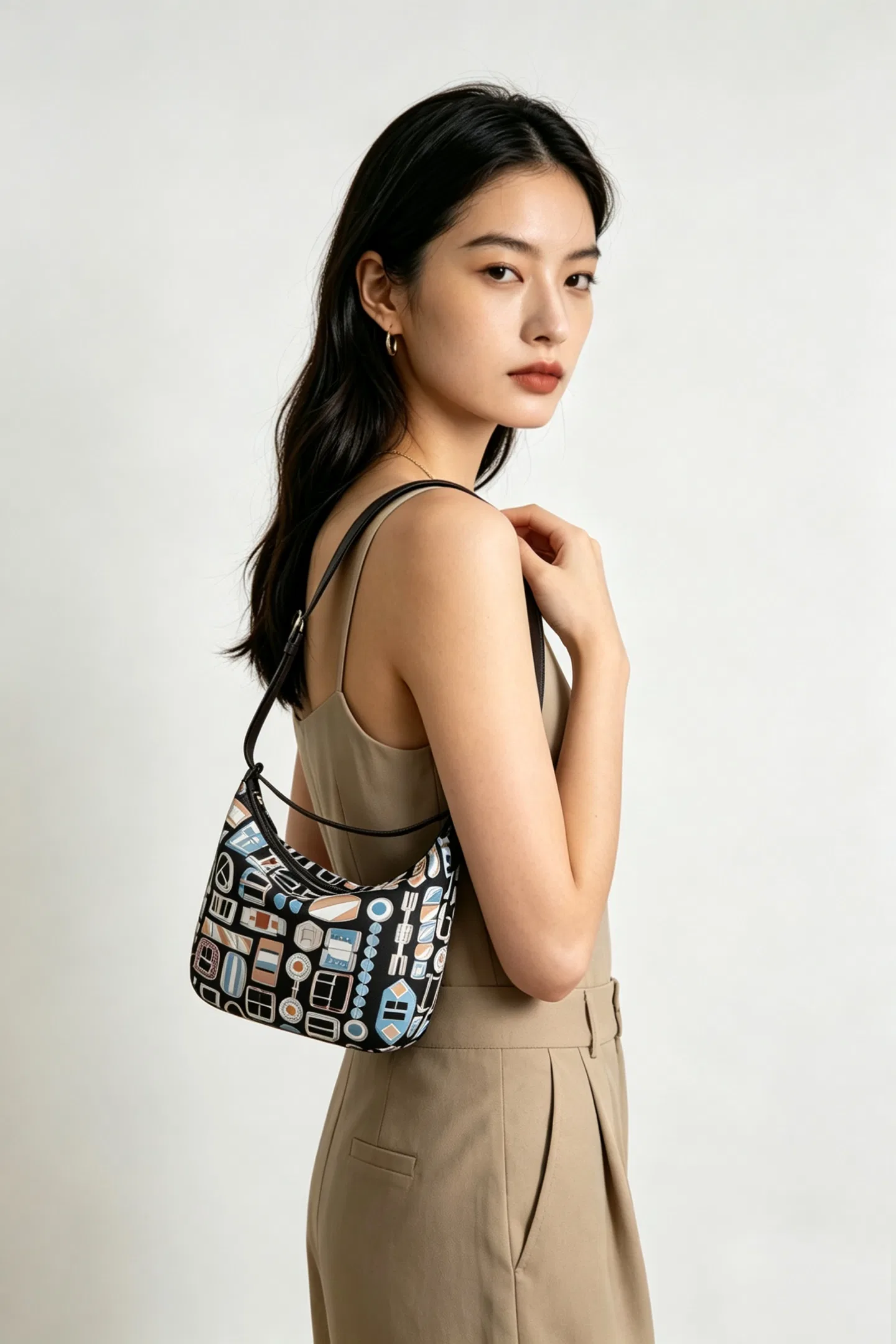 HER 27FW DCFARNA 021 숄더백 28