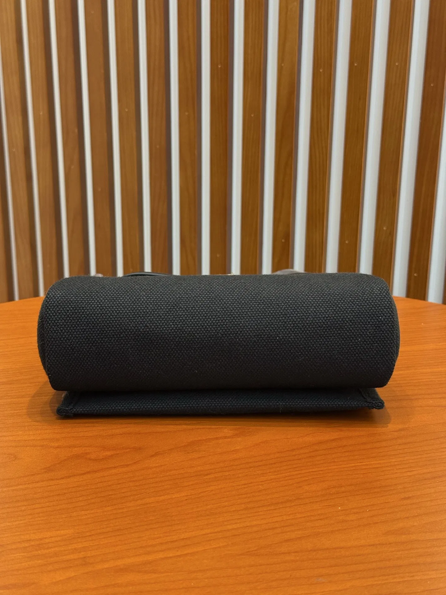 HER 27FW DCFARNA 022 크로스백 38