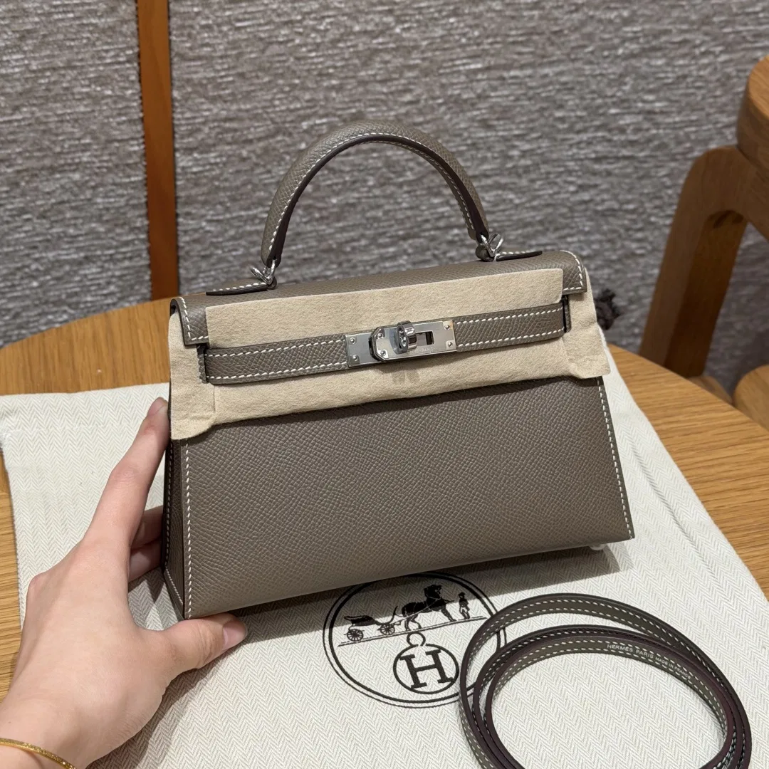 HER 27FW DCFARNA 023 토트백 19