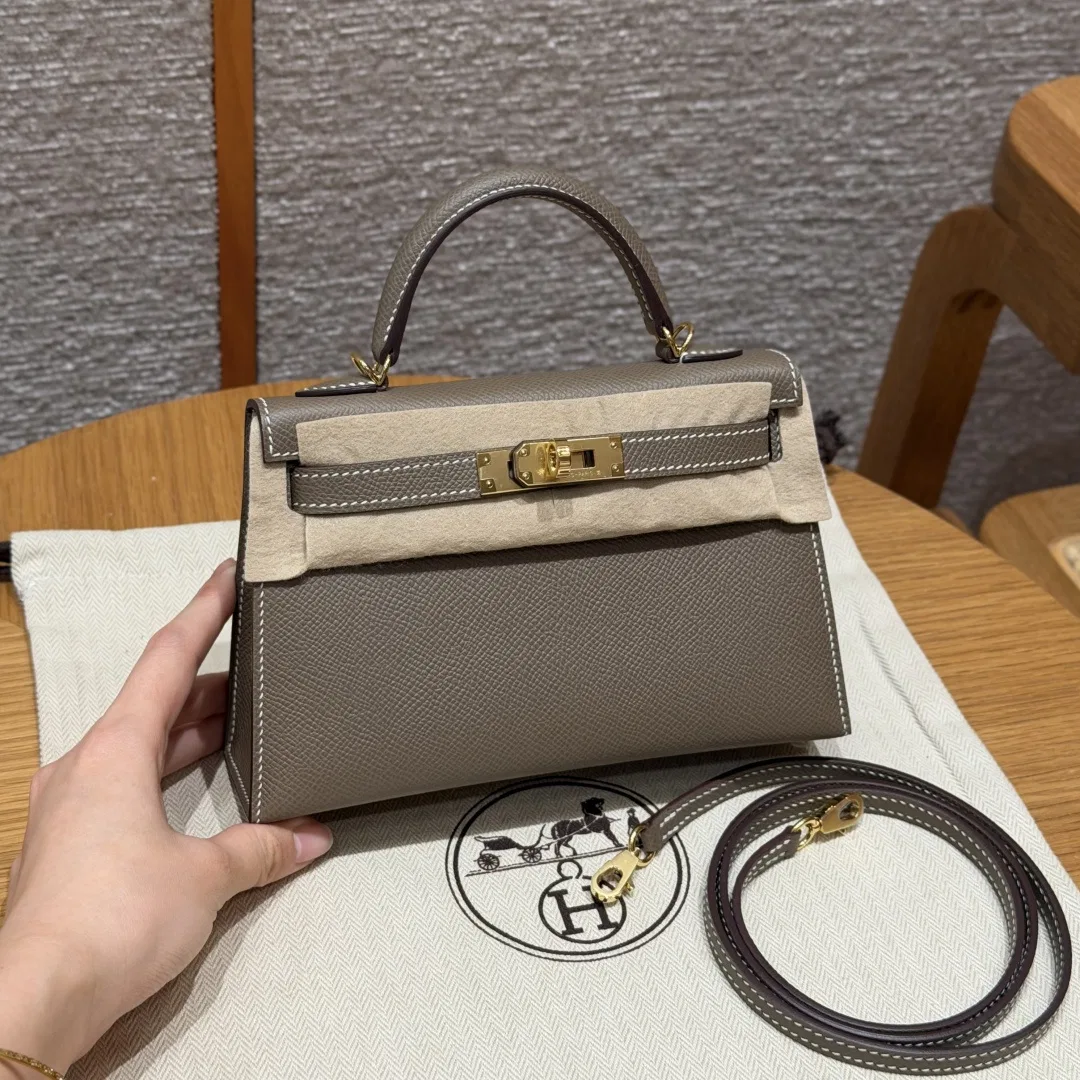 HER 27FW DCFARNA 023 토트백 28