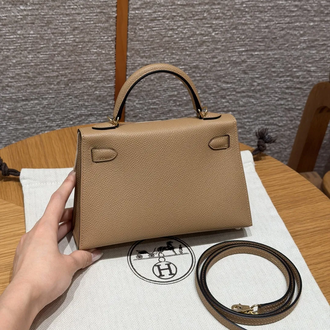 HER 27FW DCFARNA 023 토트백 48