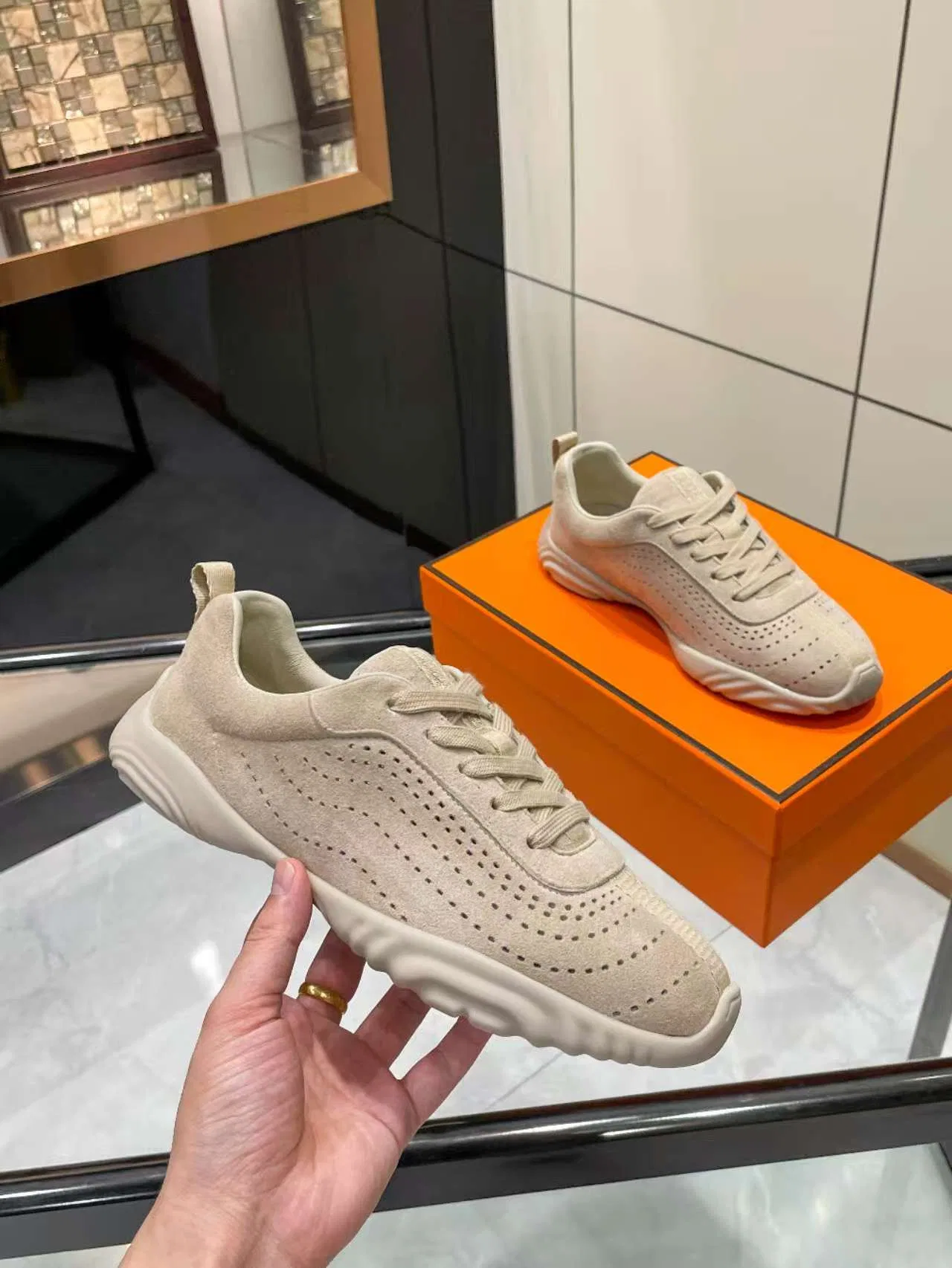 HER 27FW EAXNNYV 001 운동화 28
