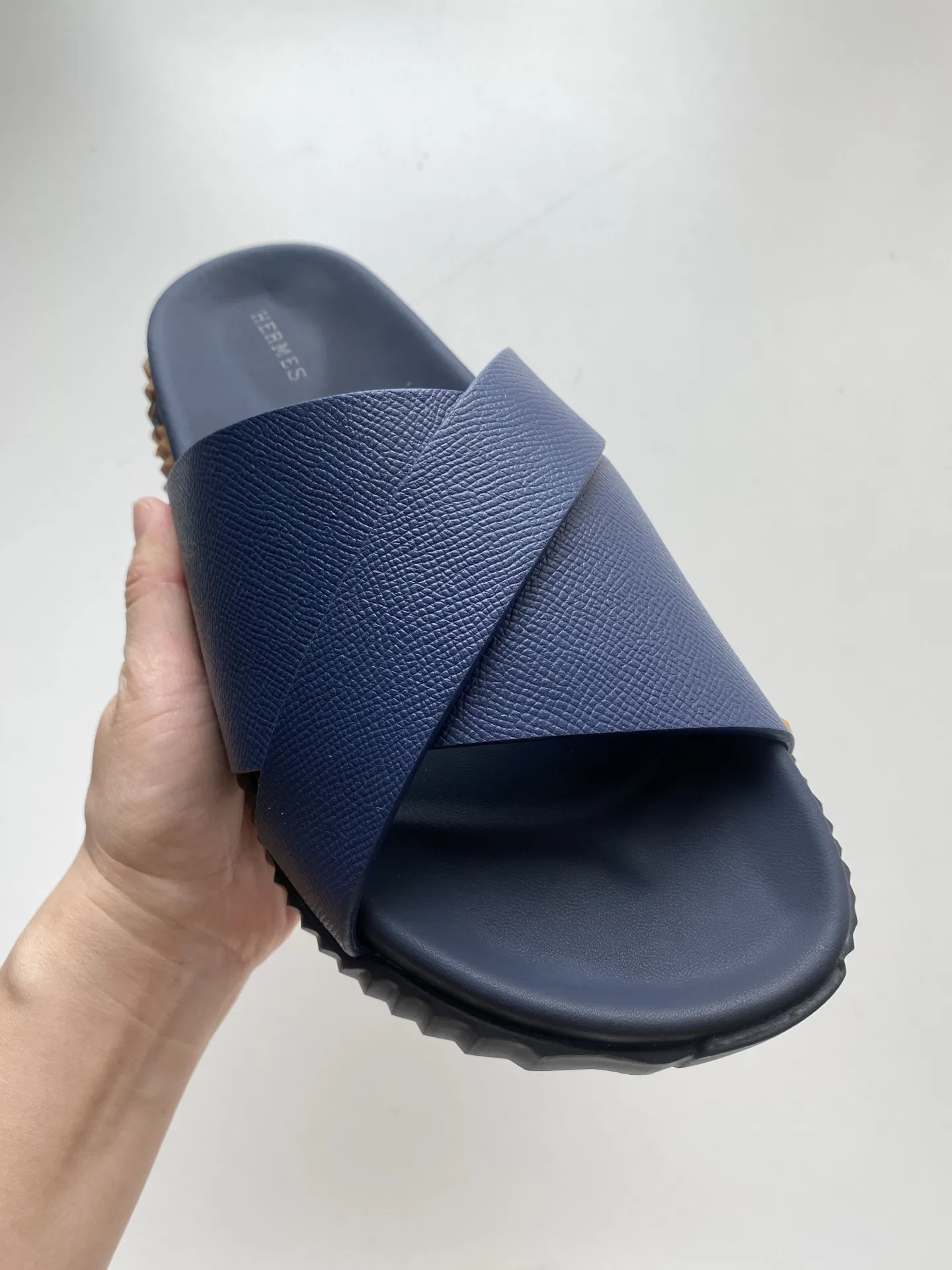 HER 27FW FGOECNM 005 슬리퍼 9