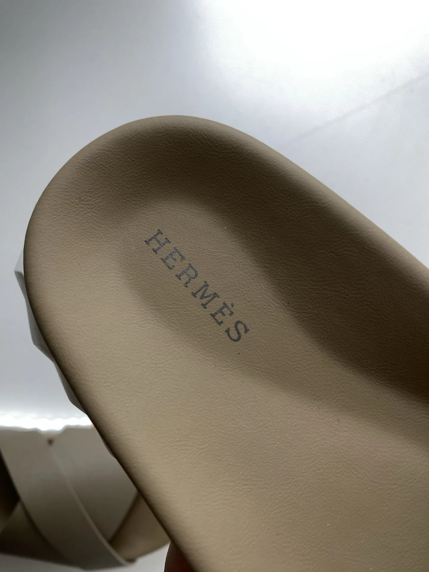 HER 27FW FGOECNM 005 슬리퍼 29