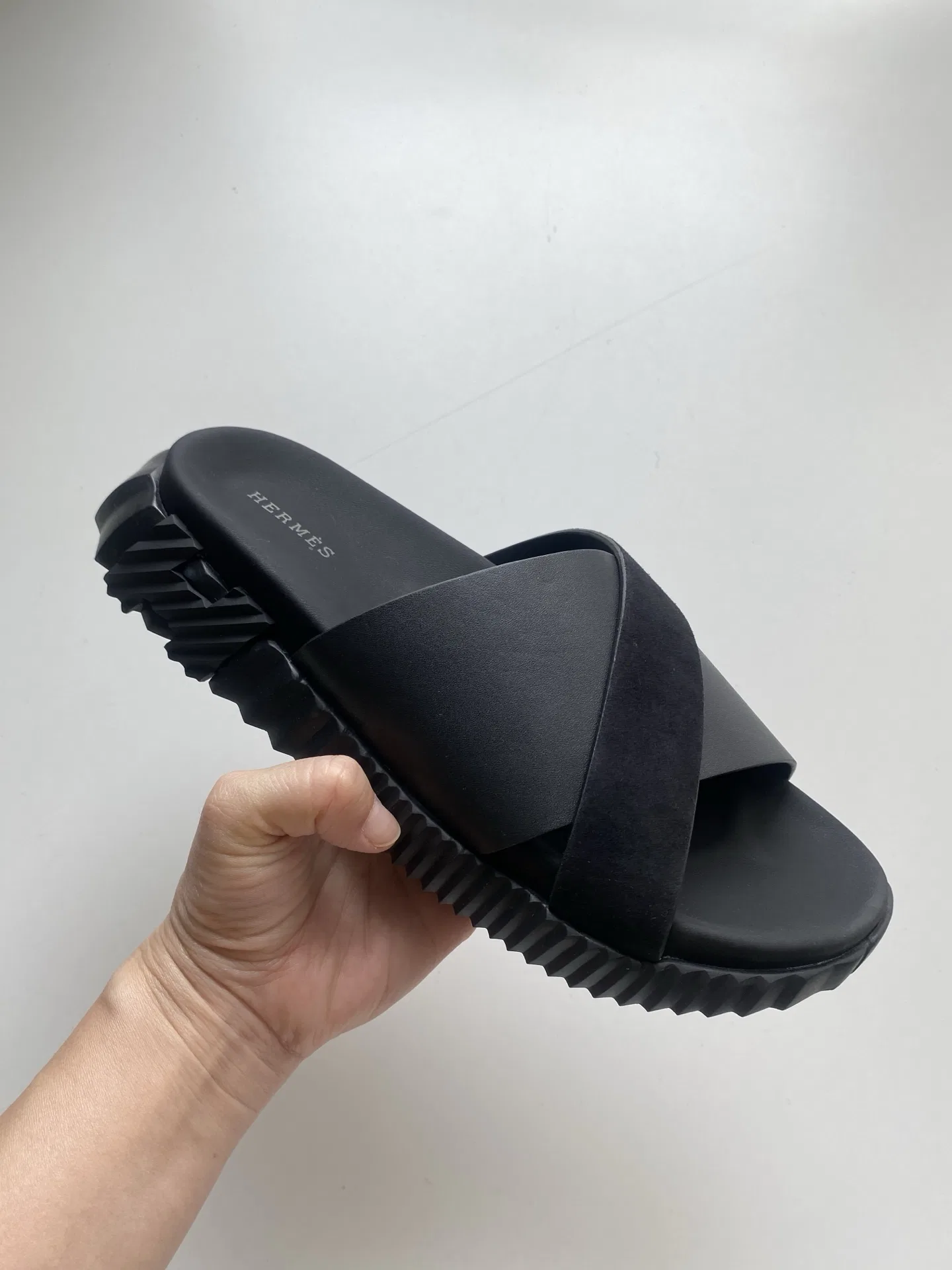 HER 27FW FGOECNM 005 슬리퍼 41