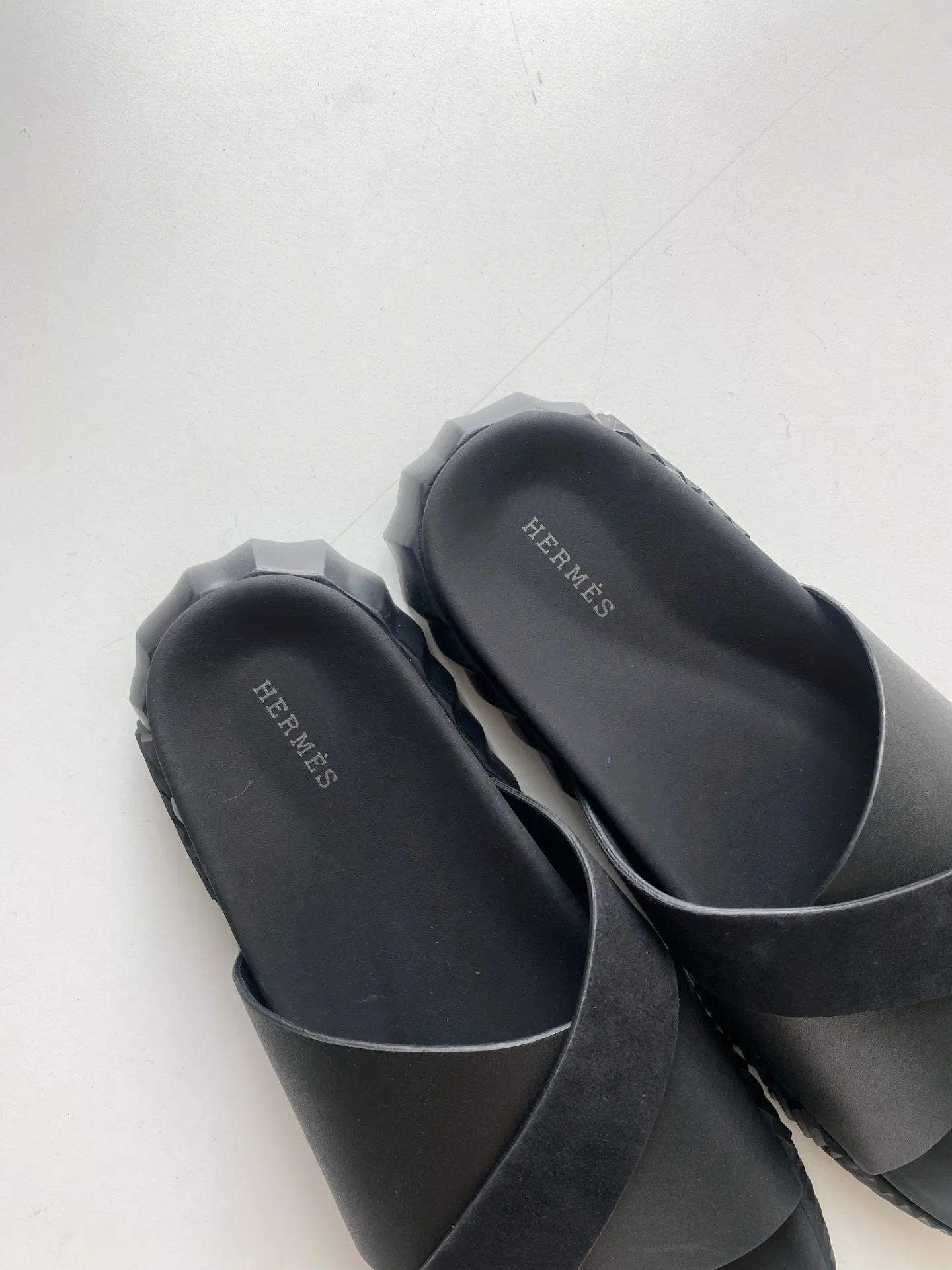 HER 27FW FGOECNM 005 슬리퍼 44