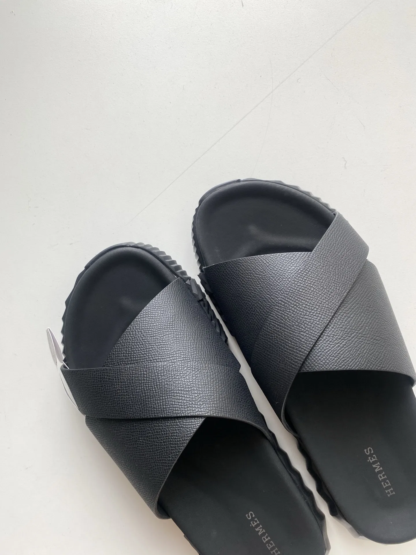 HER 27FW FGOECNM 005 슬리퍼 50