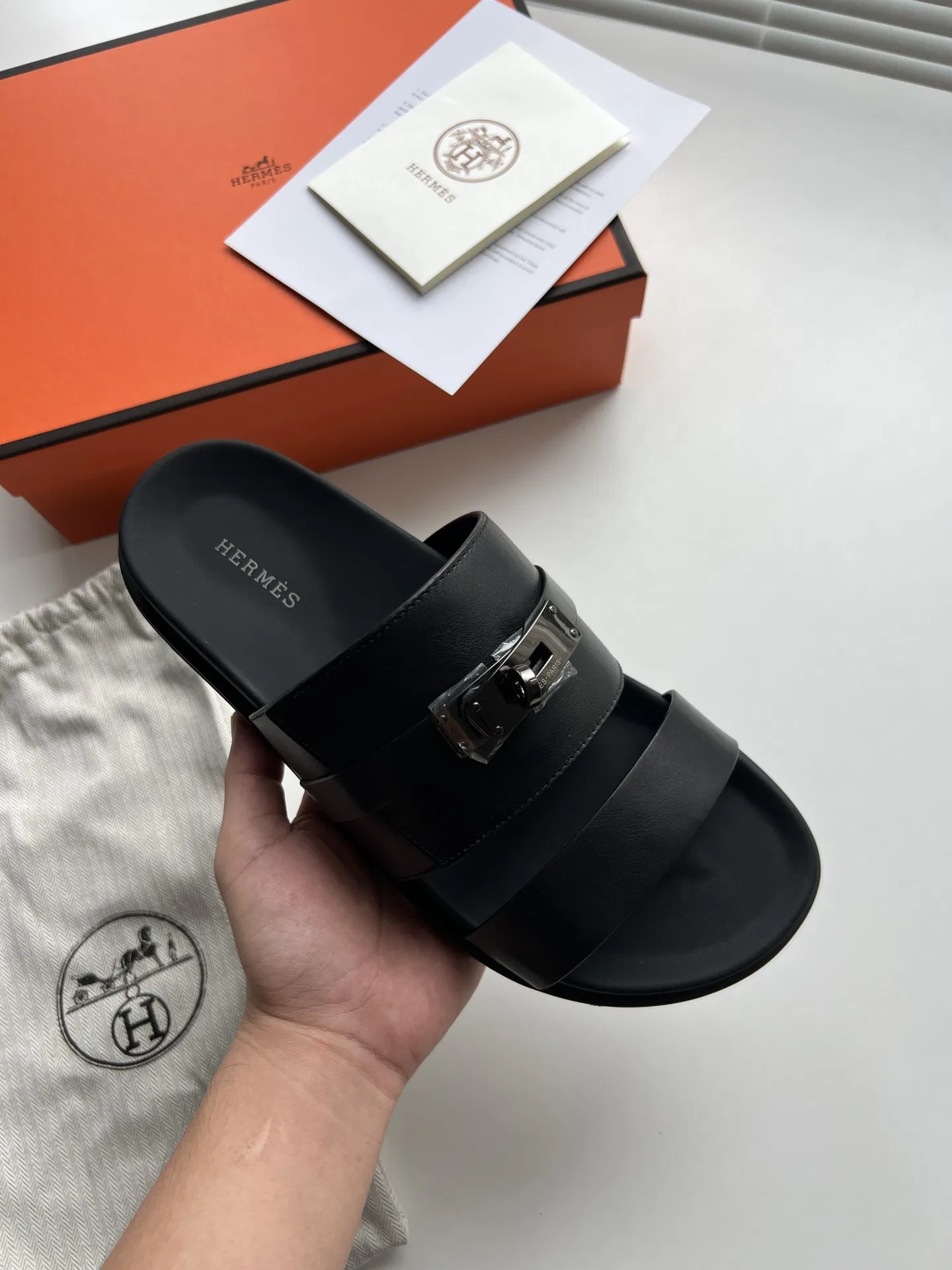 HER 27FW FGOECNM 006 슬리퍼 16
