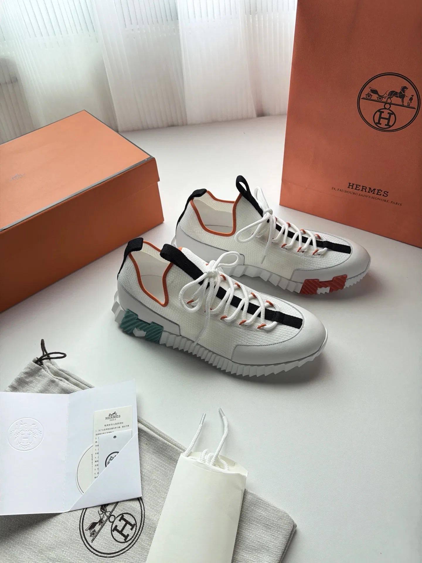 HER 27FW FGOECNM 008 스니커즈 13