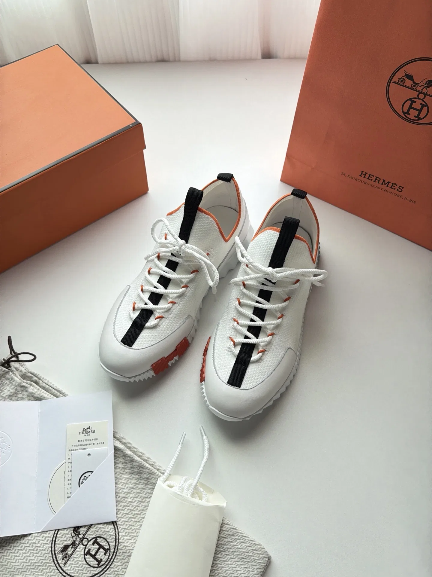 HER 27FW FGOECNM 008 스니커즈 14