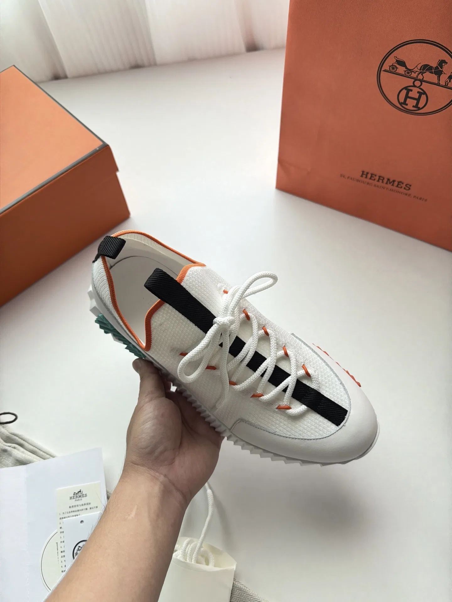 HER 27FW FGOECNM 008 스니커즈 18
