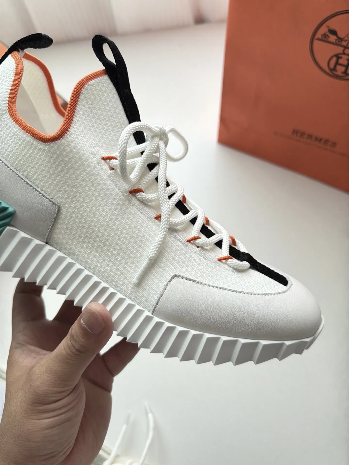 HER 27FW FGOECNM 008 스니커즈 19