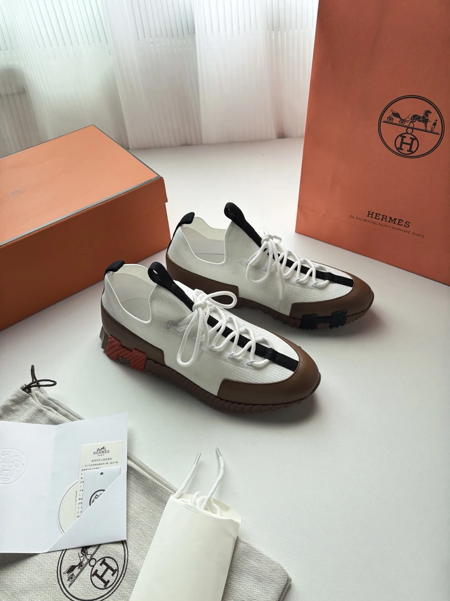 HER 27FW FGOECNM 008 스니커즈 35