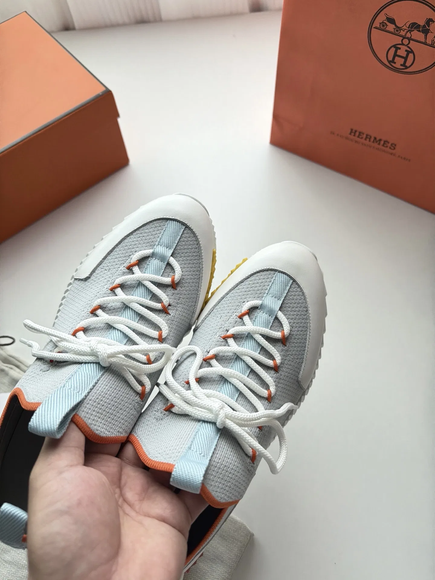 HER 27FW FGOECNM 008 스니커즈 58
