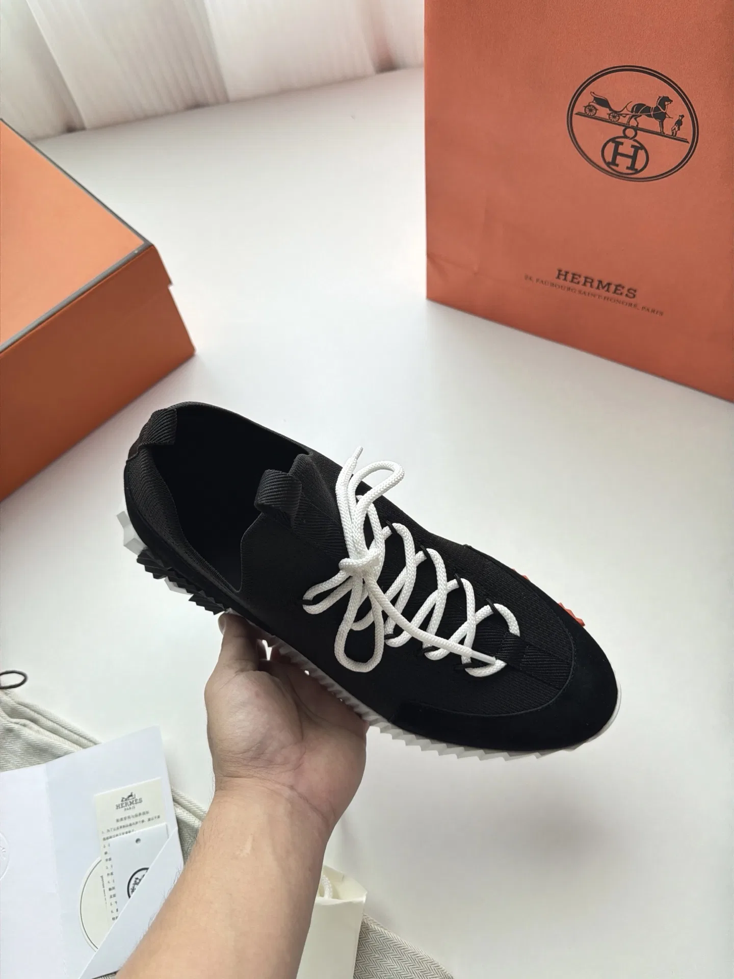 HER 27FW FGOECNM 008 스니커즈 76