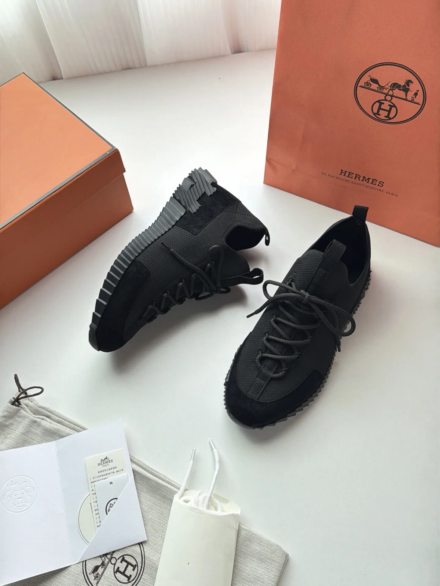 HER 27FW FGOECNM 008 스니커즈 92