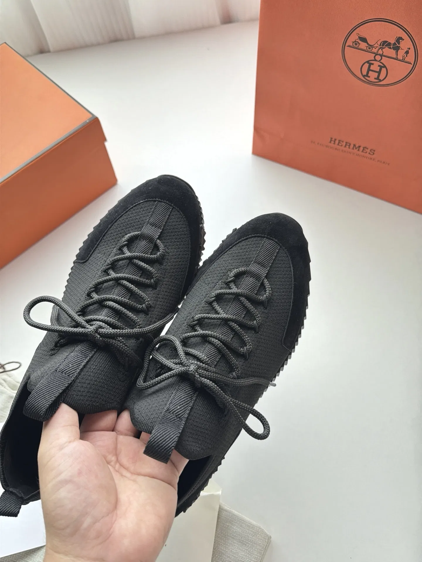 HER 27FW FGOECNM 008 스니커즈 93