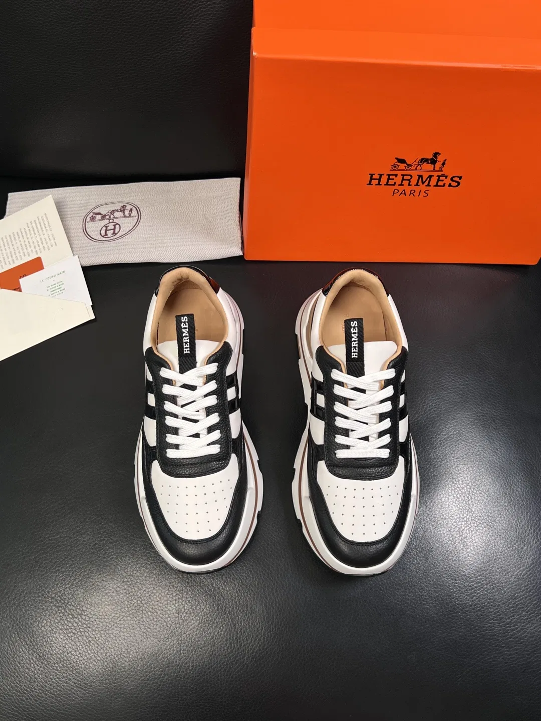 HER 27FW FGOECNM 010 스니커즈 21