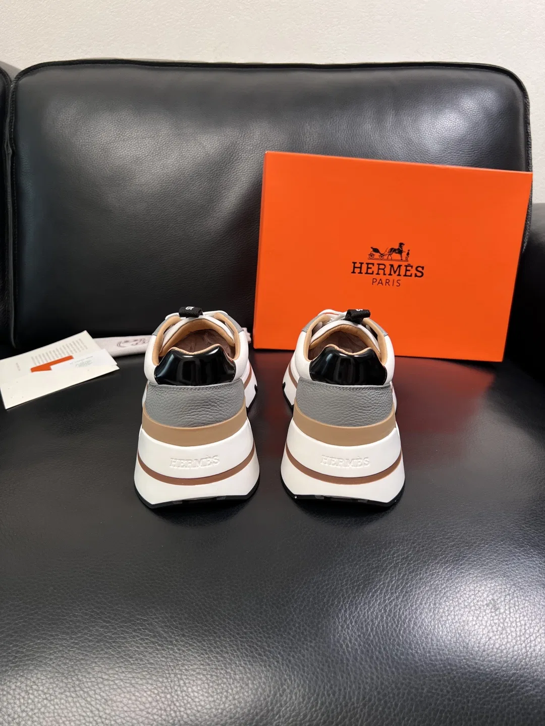 HER 27FW FGOECNM 010 스니커즈 35