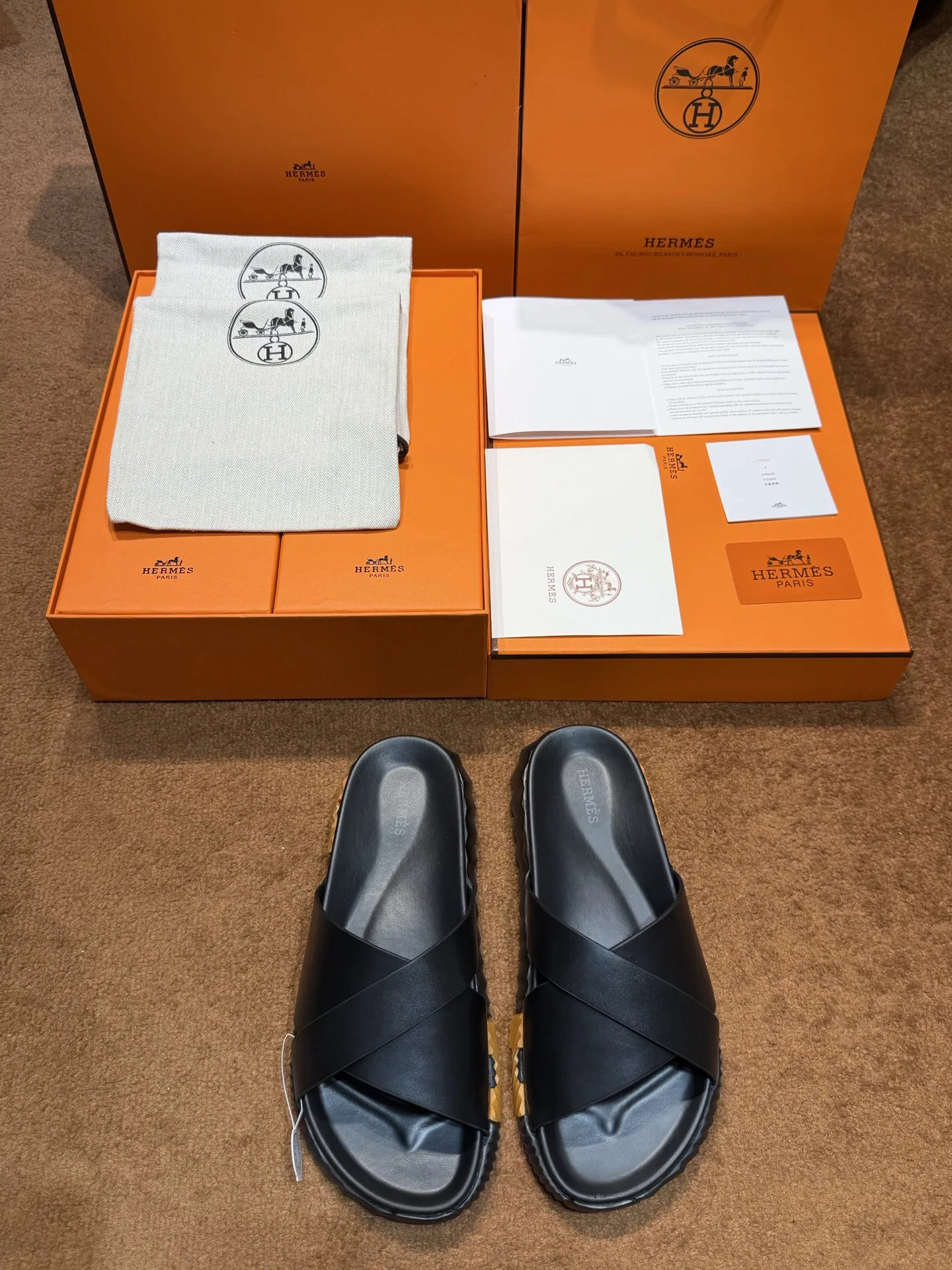 HER 27FW FGOECNM 018 슬리퍼 8