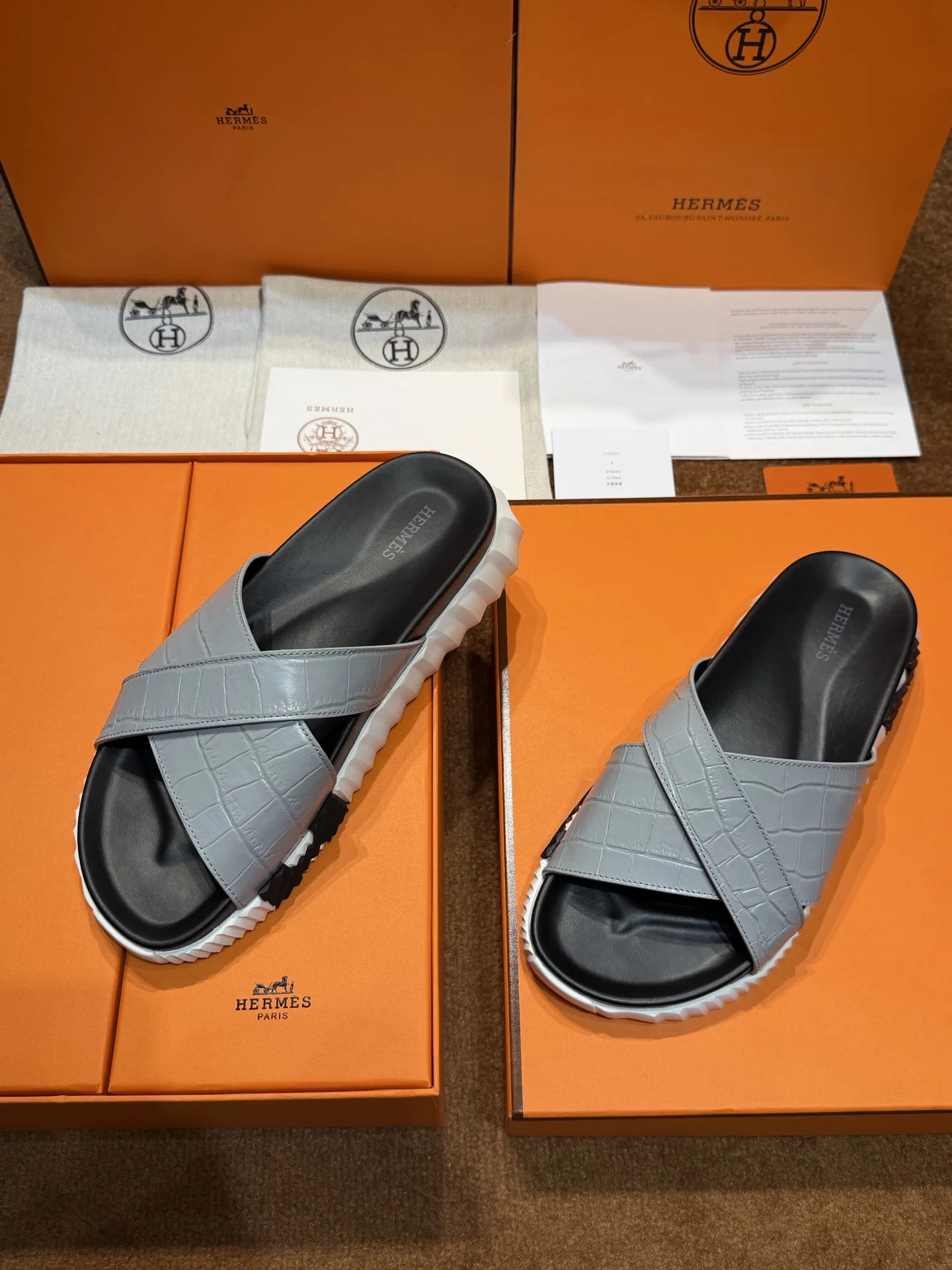 HER 27FW FGOECNM 018 슬리퍼 22