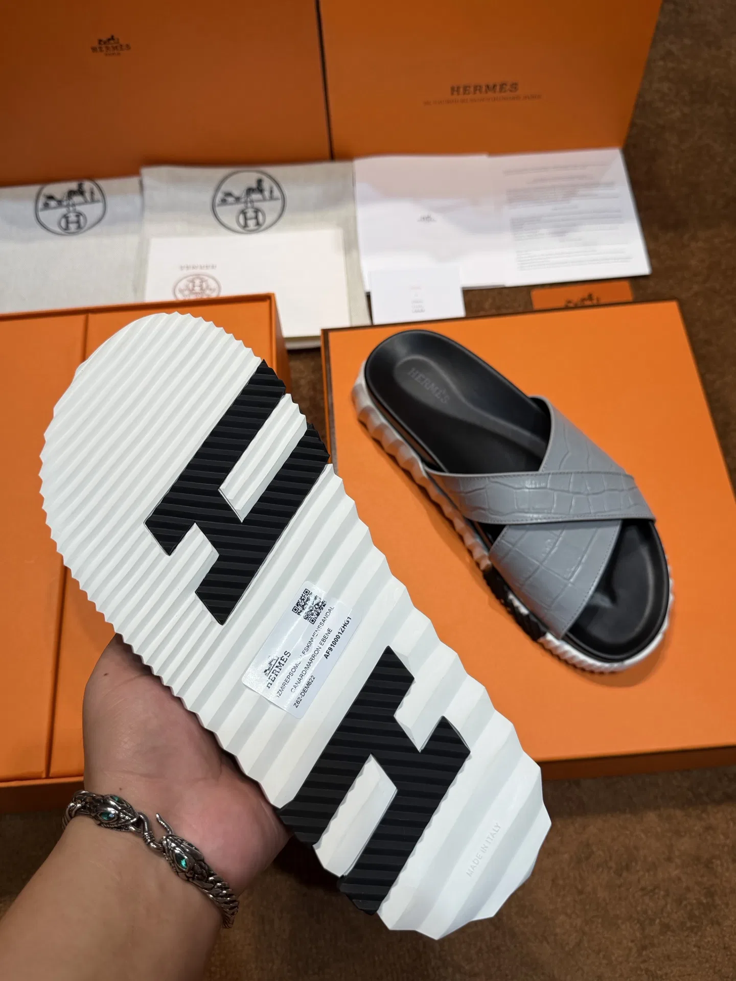 HER 27FW FGOECNM 018 슬리퍼 24