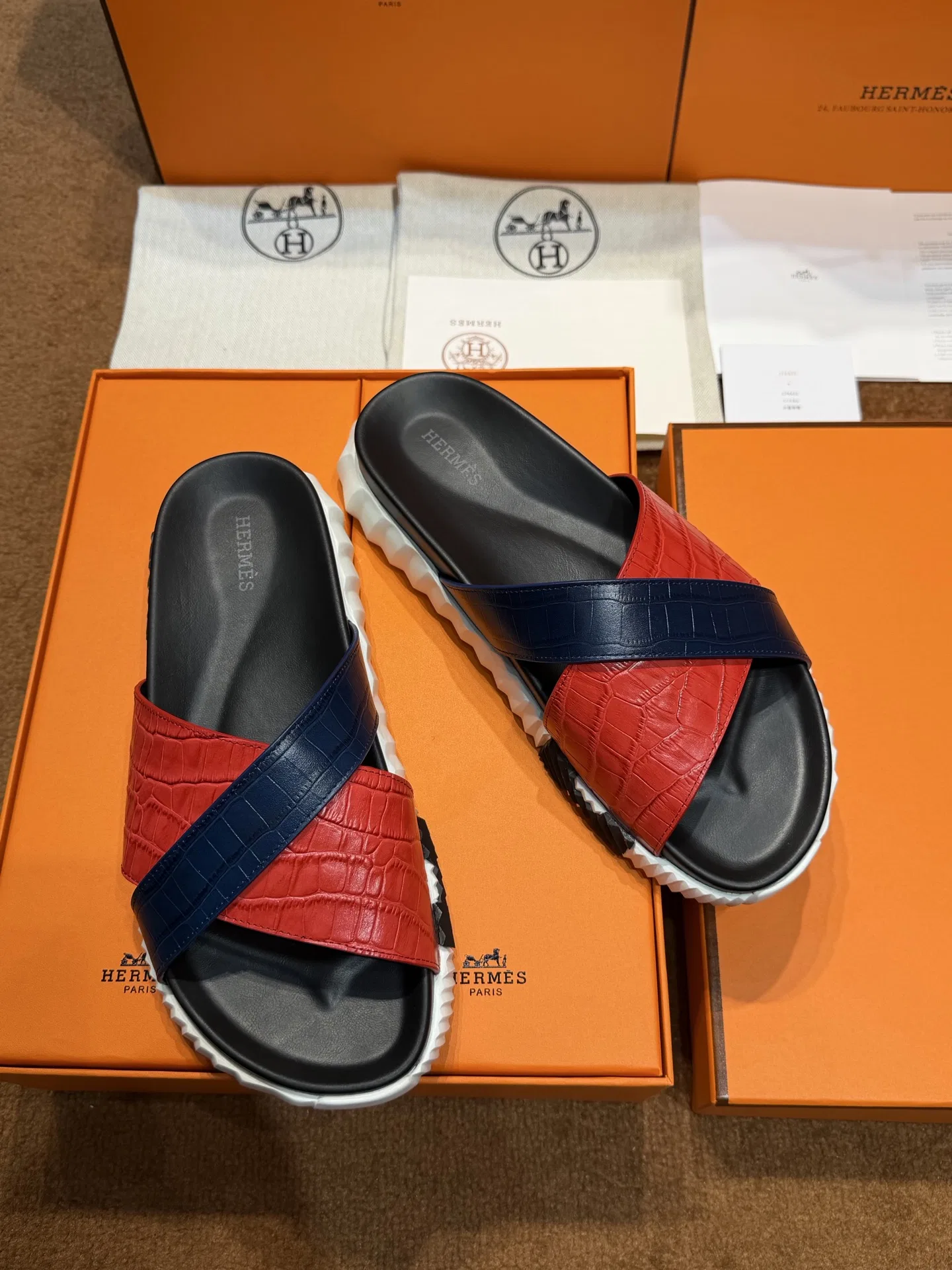 HER 27FW FGOECNM 018 슬리퍼 34