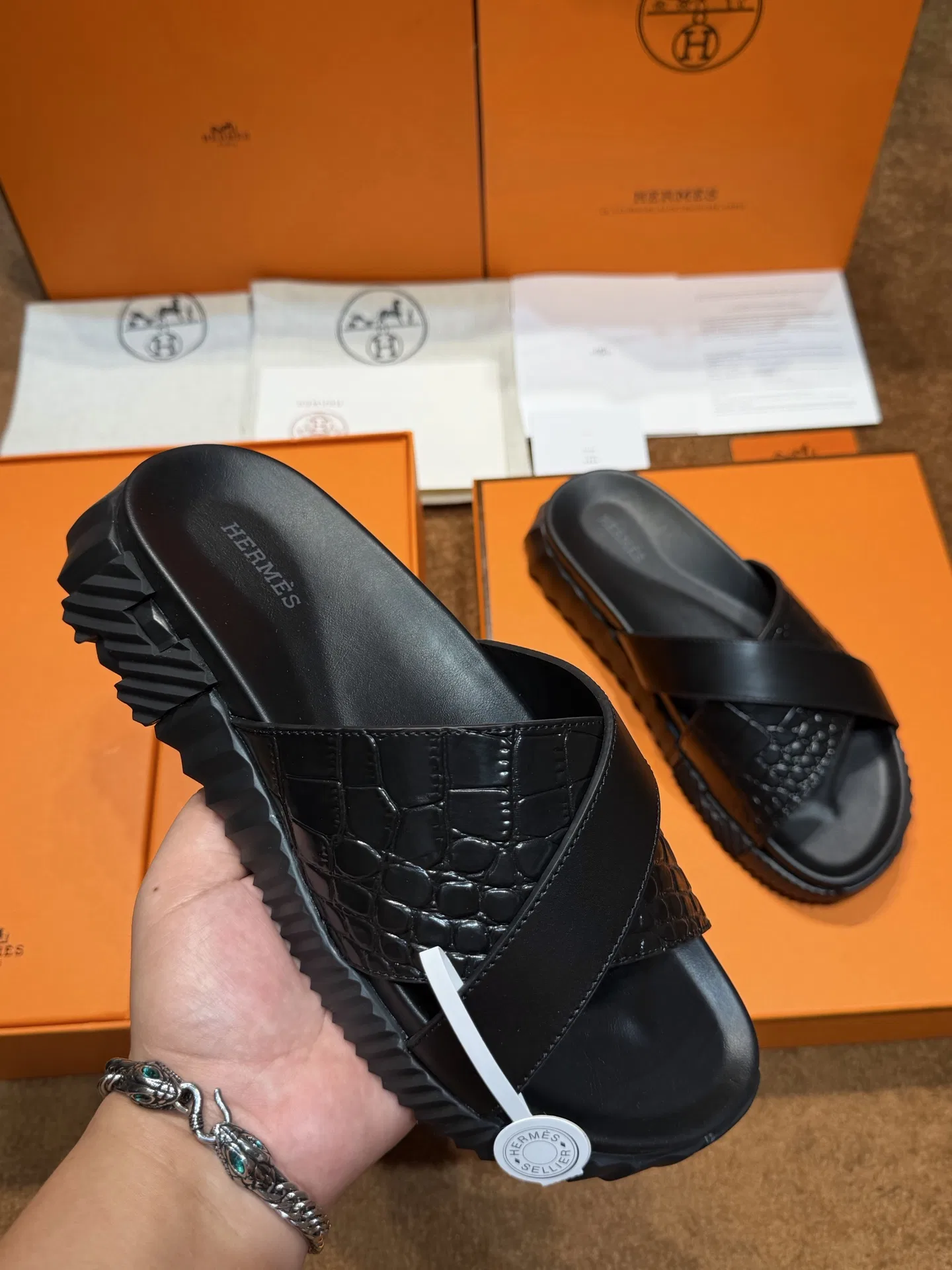 HER 27FW FGOECNM 018 슬리퍼 47
