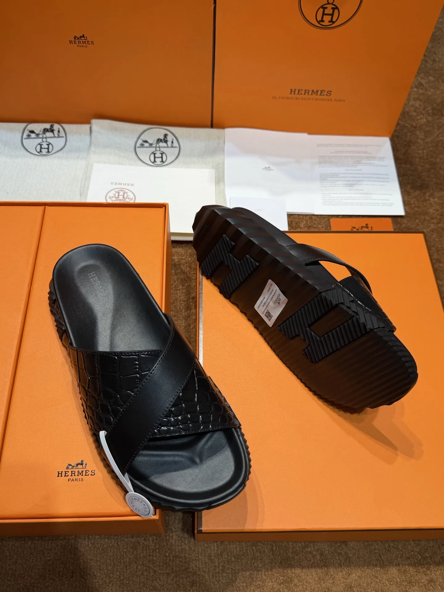 HER 27FW FGOECNM 018 슬리퍼 49