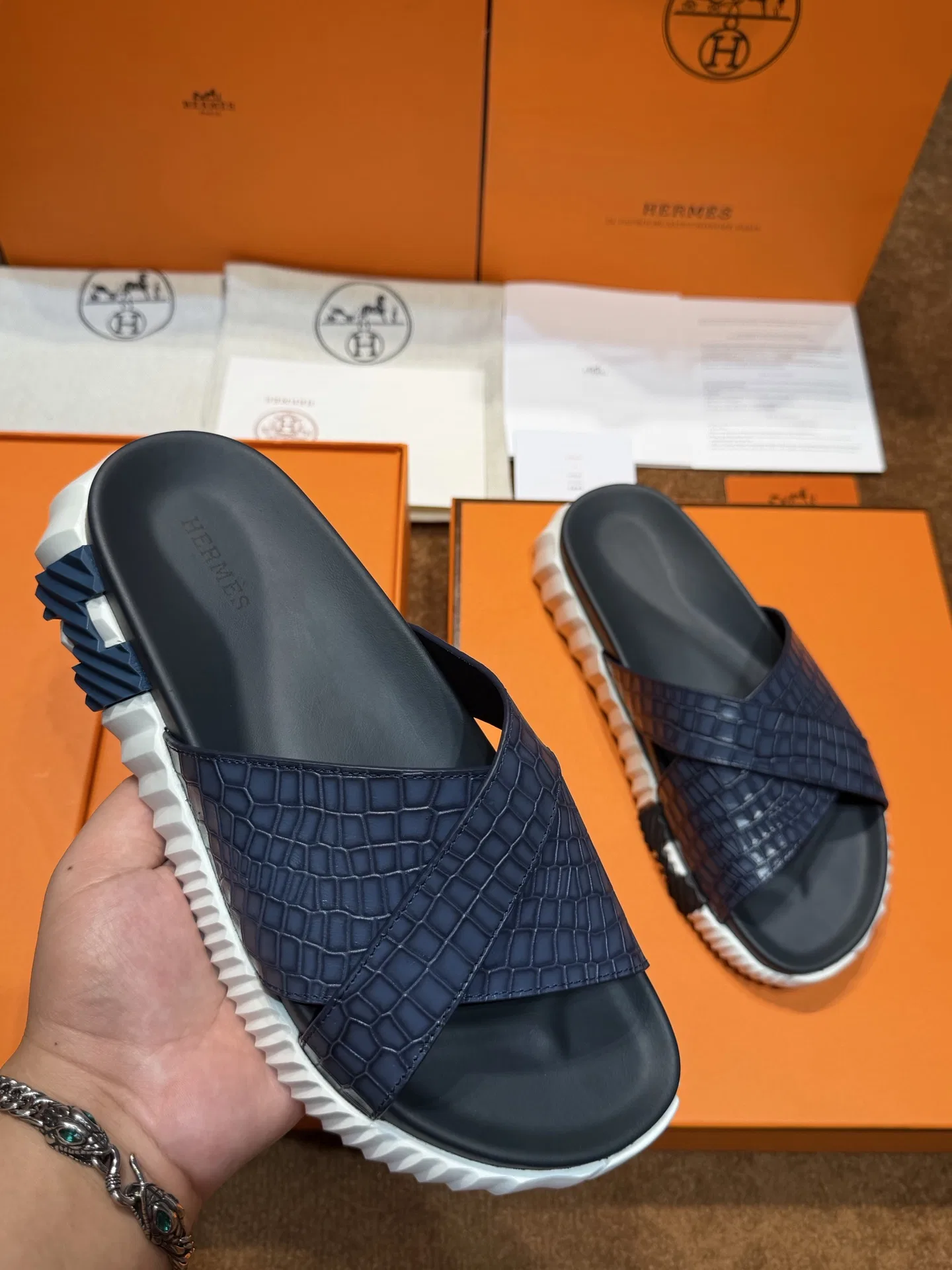 HER 27FW FGOECNM 019 슬리퍼 11