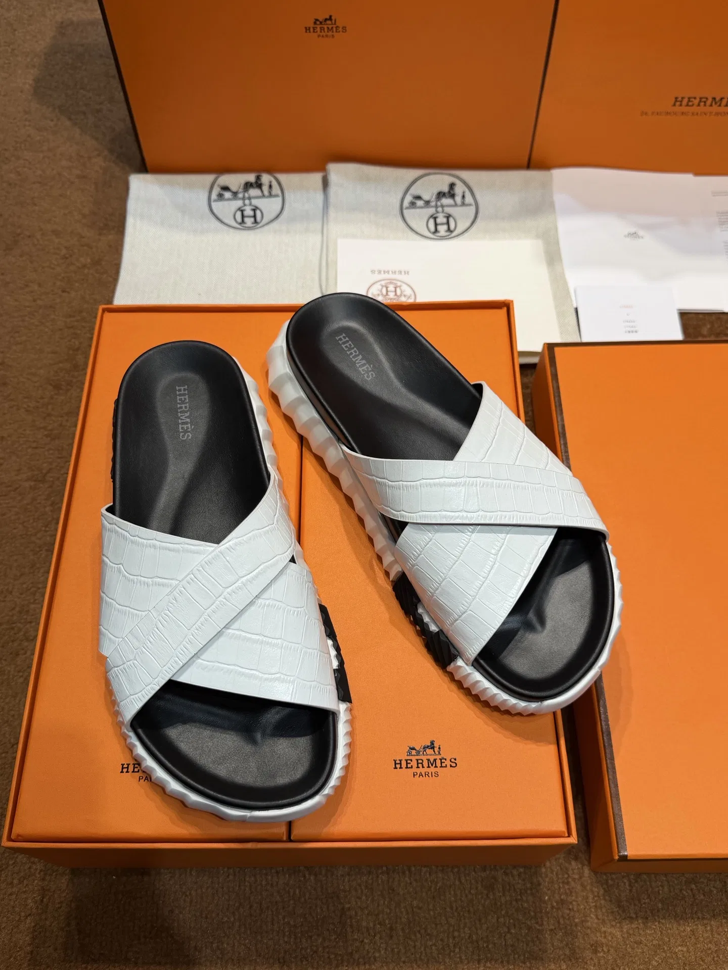 HER 27FW FGOECNM 019 슬리퍼 15