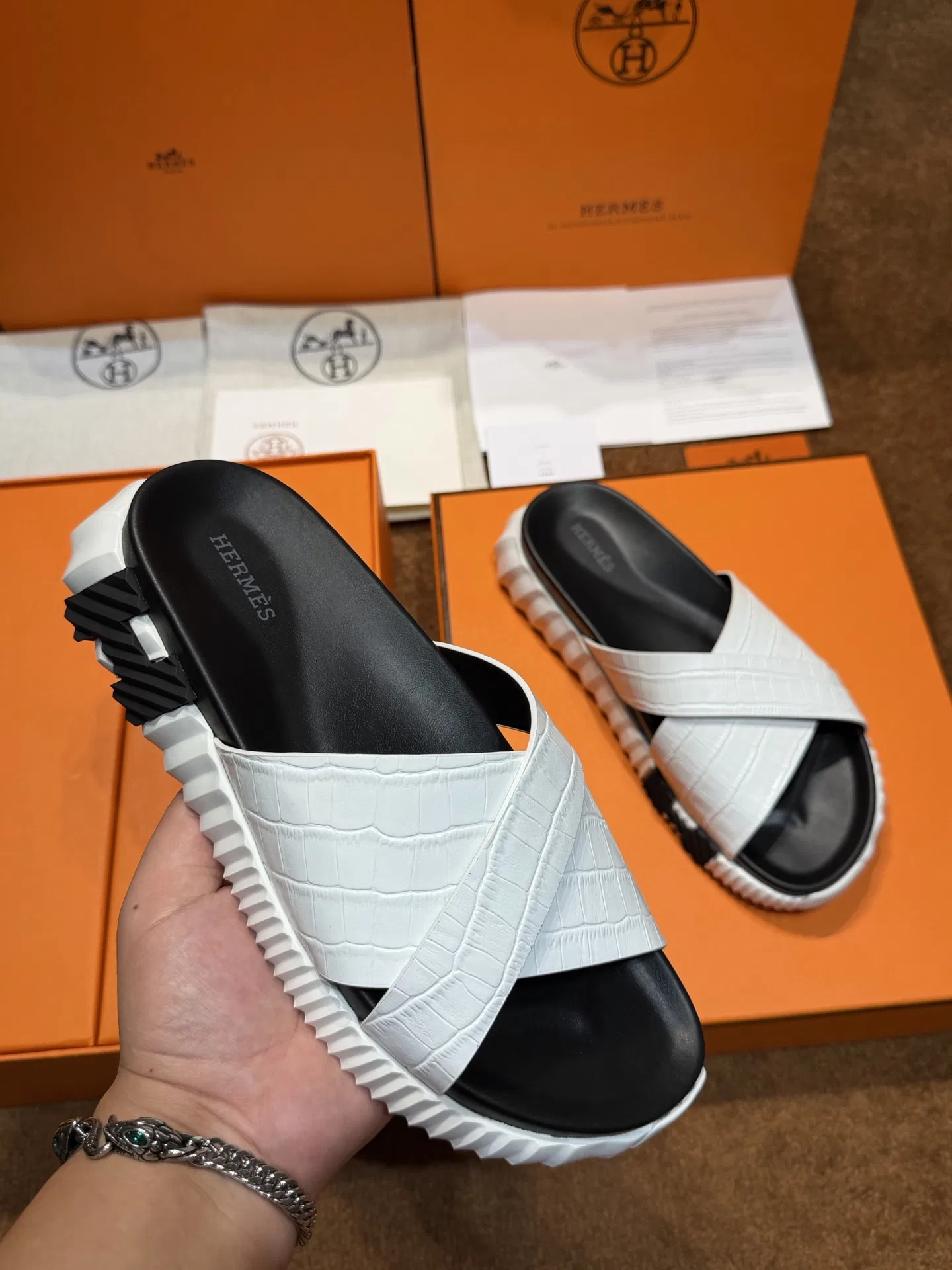 HER 27FW FGOECNM 019 슬리퍼 17