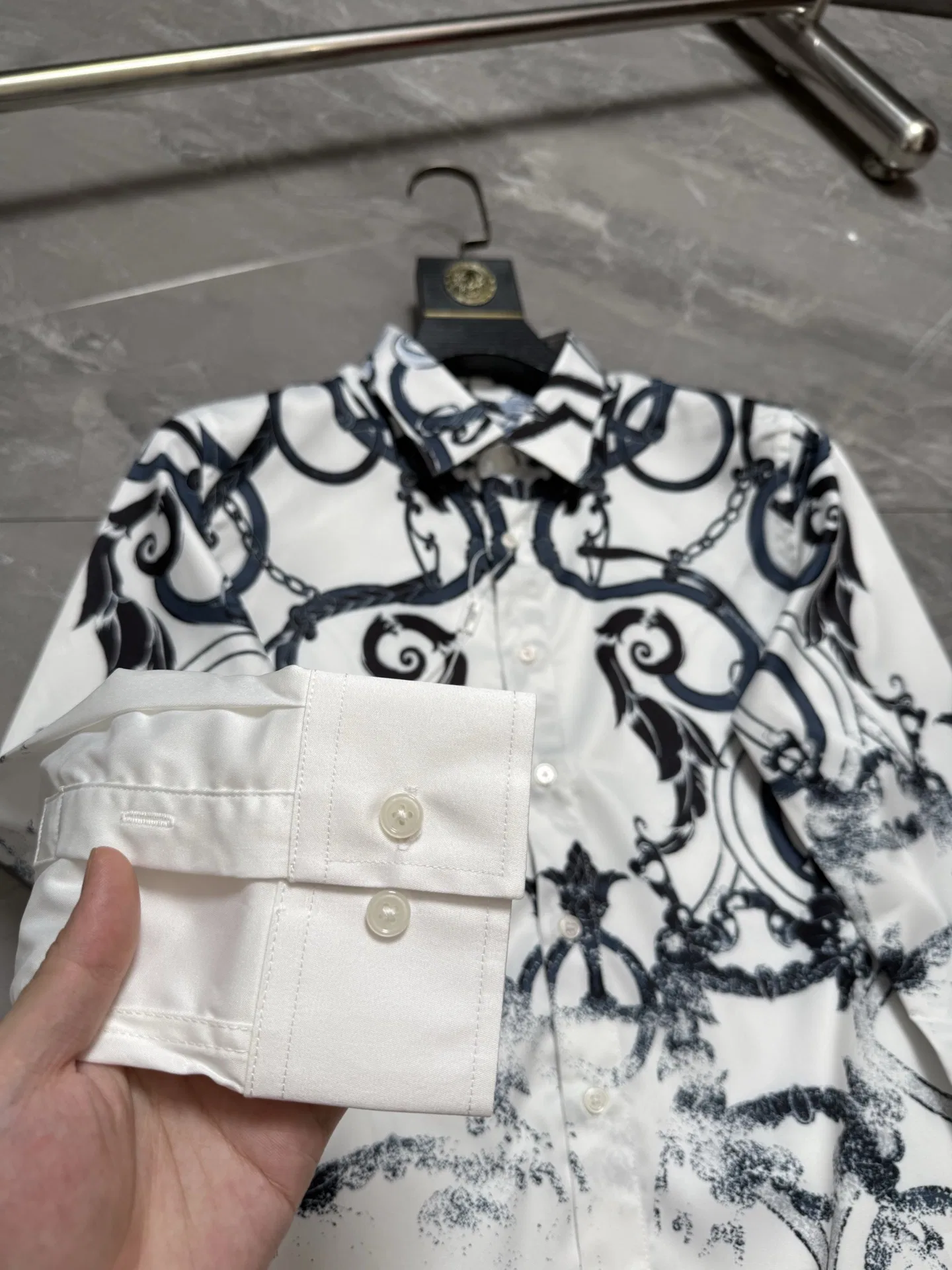 HER 27FW FHETRVQ 003 셔츠 7