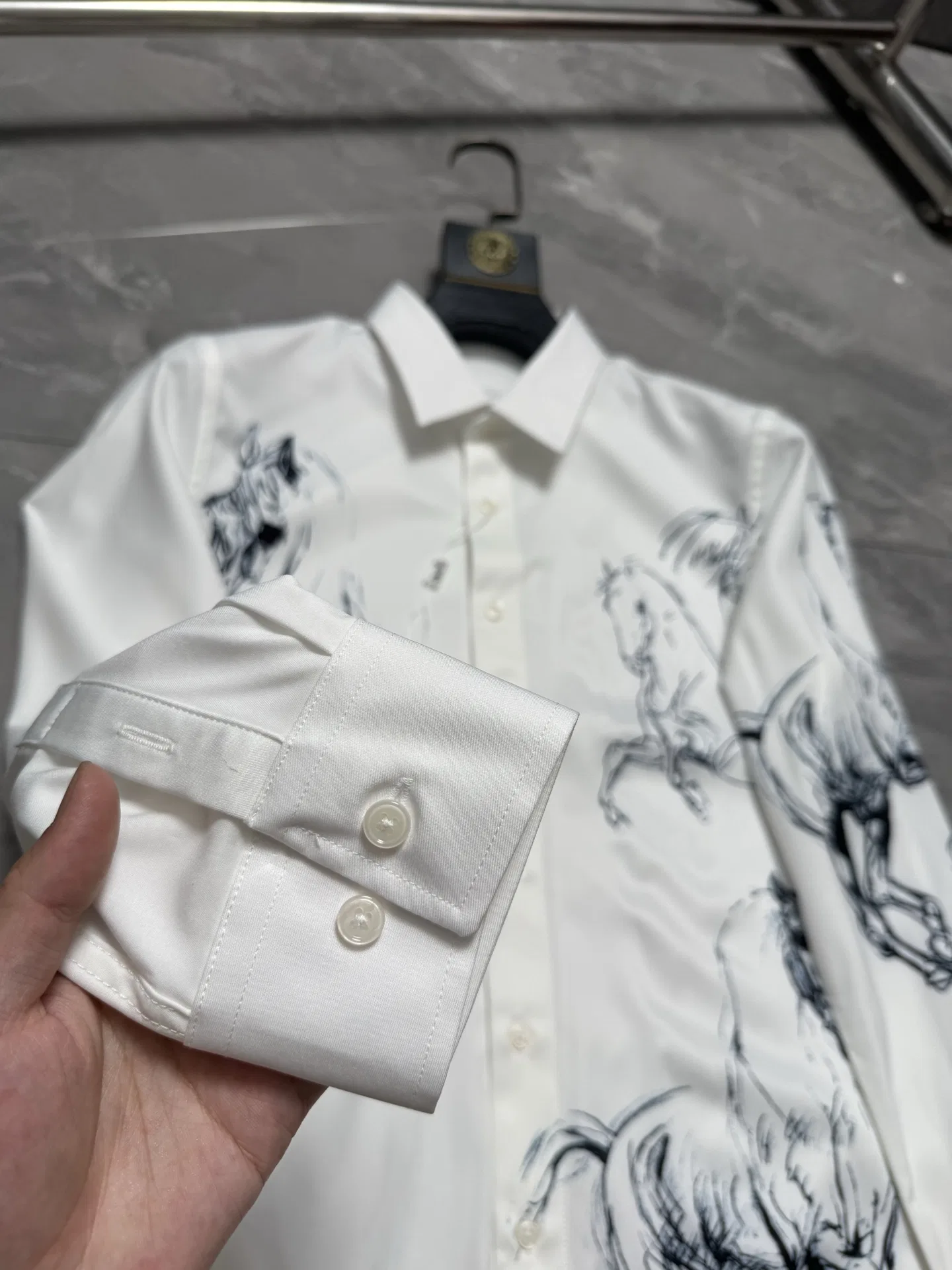 HER 27FW FHETRVQ 011 셔츠 7