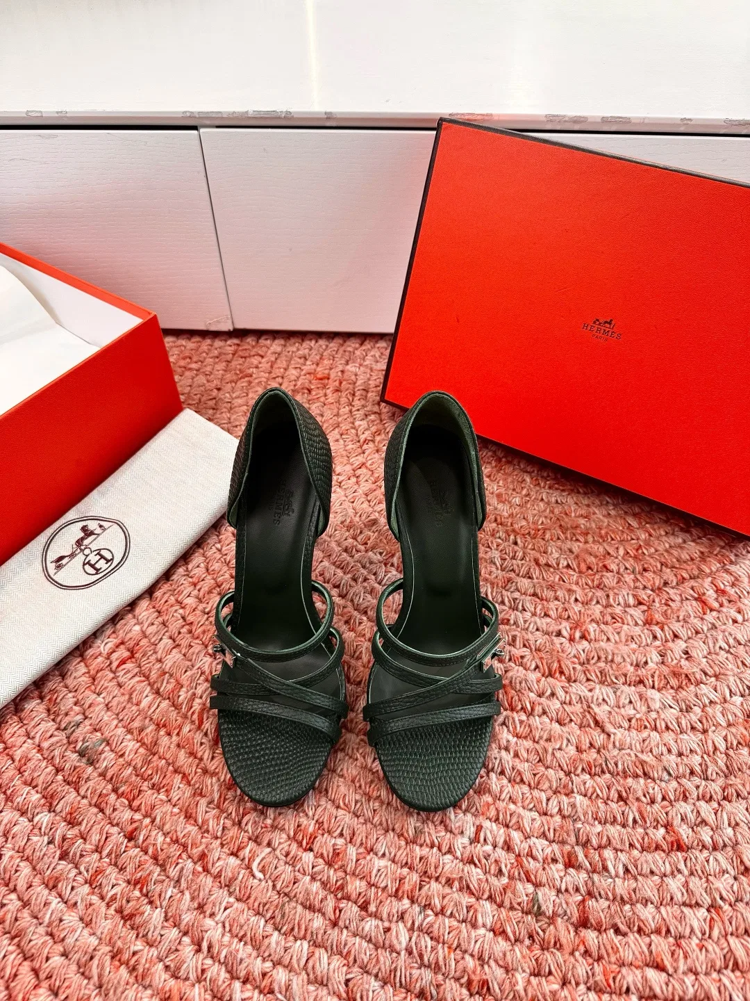 HER 27FW HMUZVVE 001 구두 19