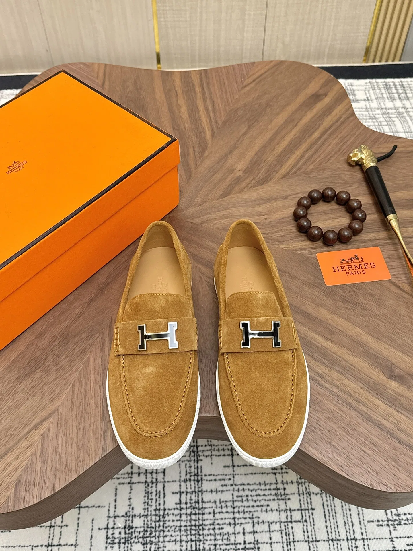 HER 27FW HMUZVVE 006 로퍼 19