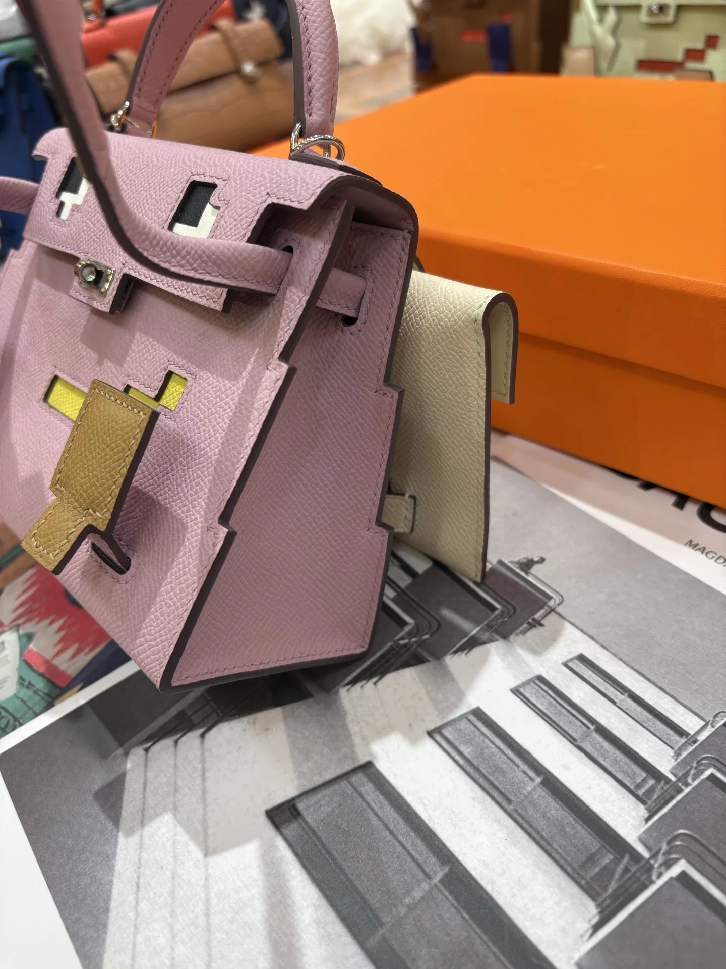 HER 27FW OLJXCOB 002 토트백 61