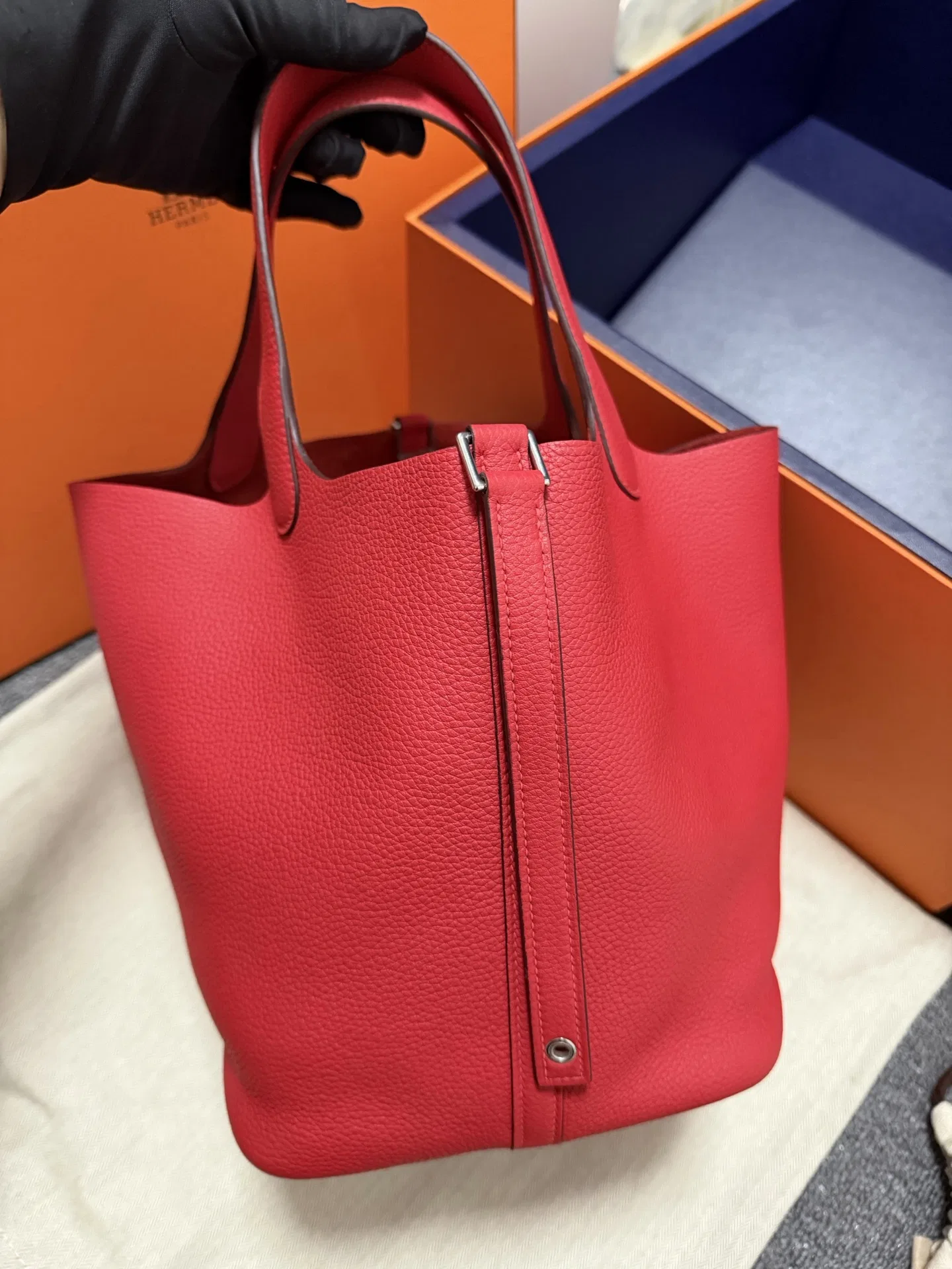 HER 27FW OLJXCOB 005 버킷백 12
